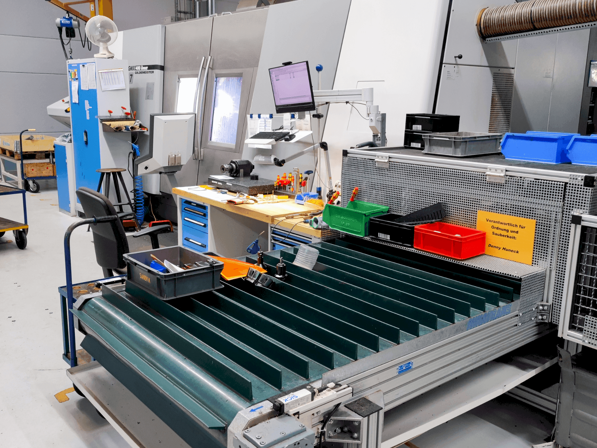 Prikaz stroja DMG GMX 400l Stange sprijeda