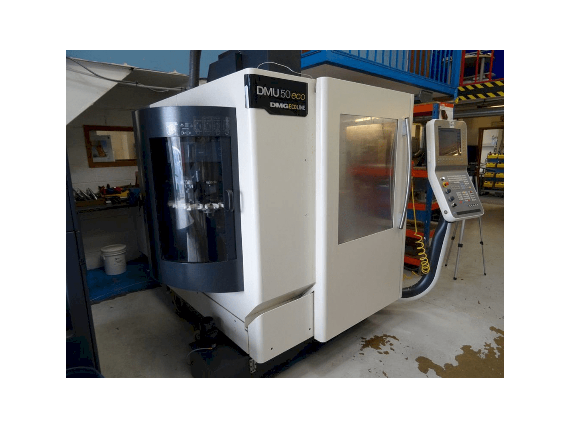 Prikaz stroja DECKEL MAHO DMU 50Eco sprijeda