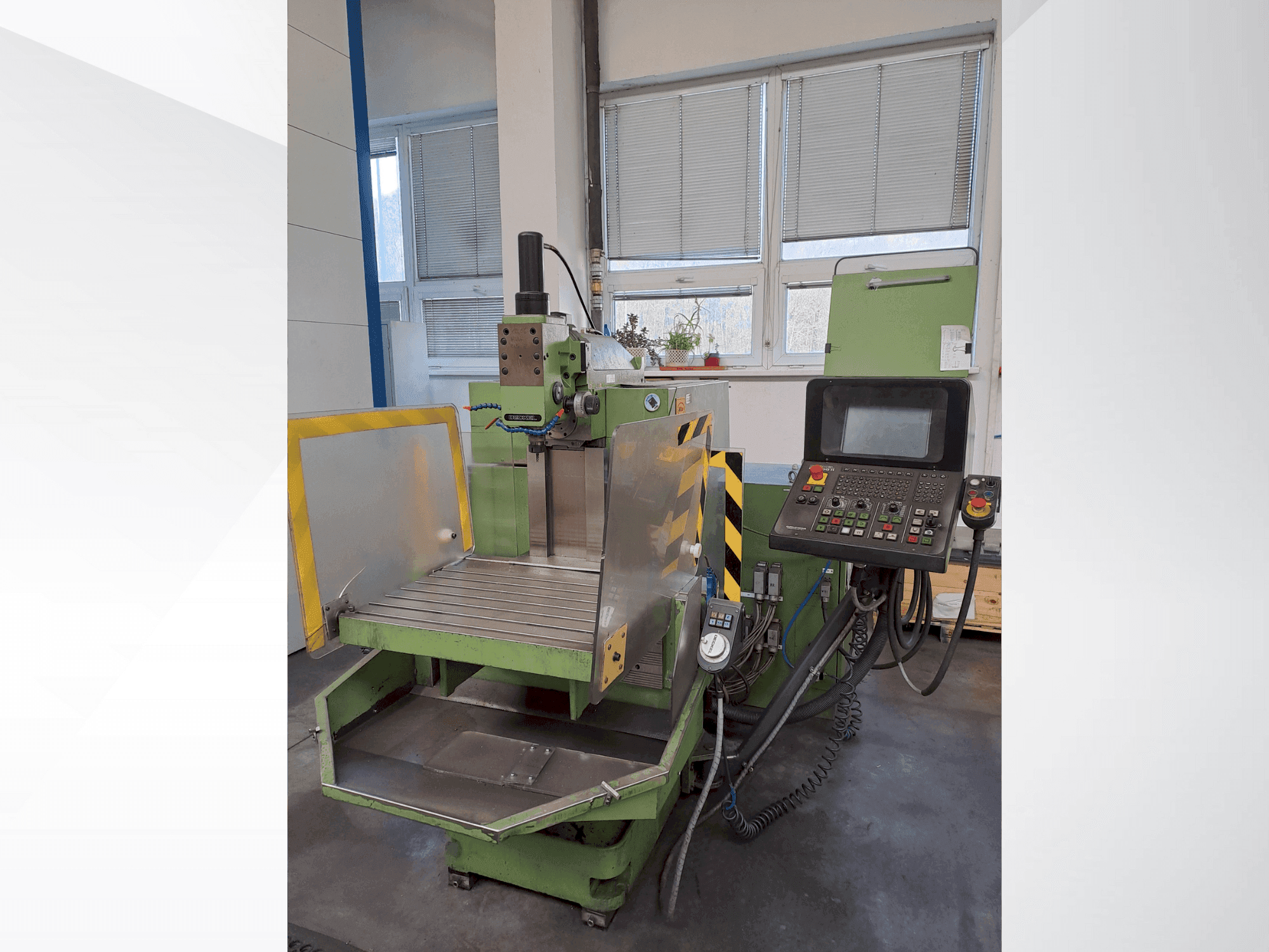 Prikaz stroja DECKEL FP 3A (1999) sprijeda