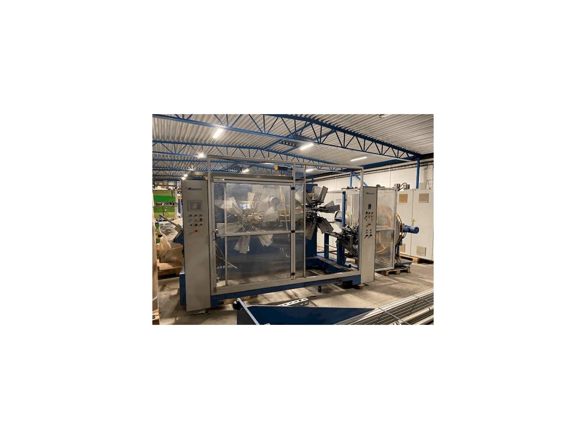 Prikaz stroja Maillefer PCL 14-32 sprijeda