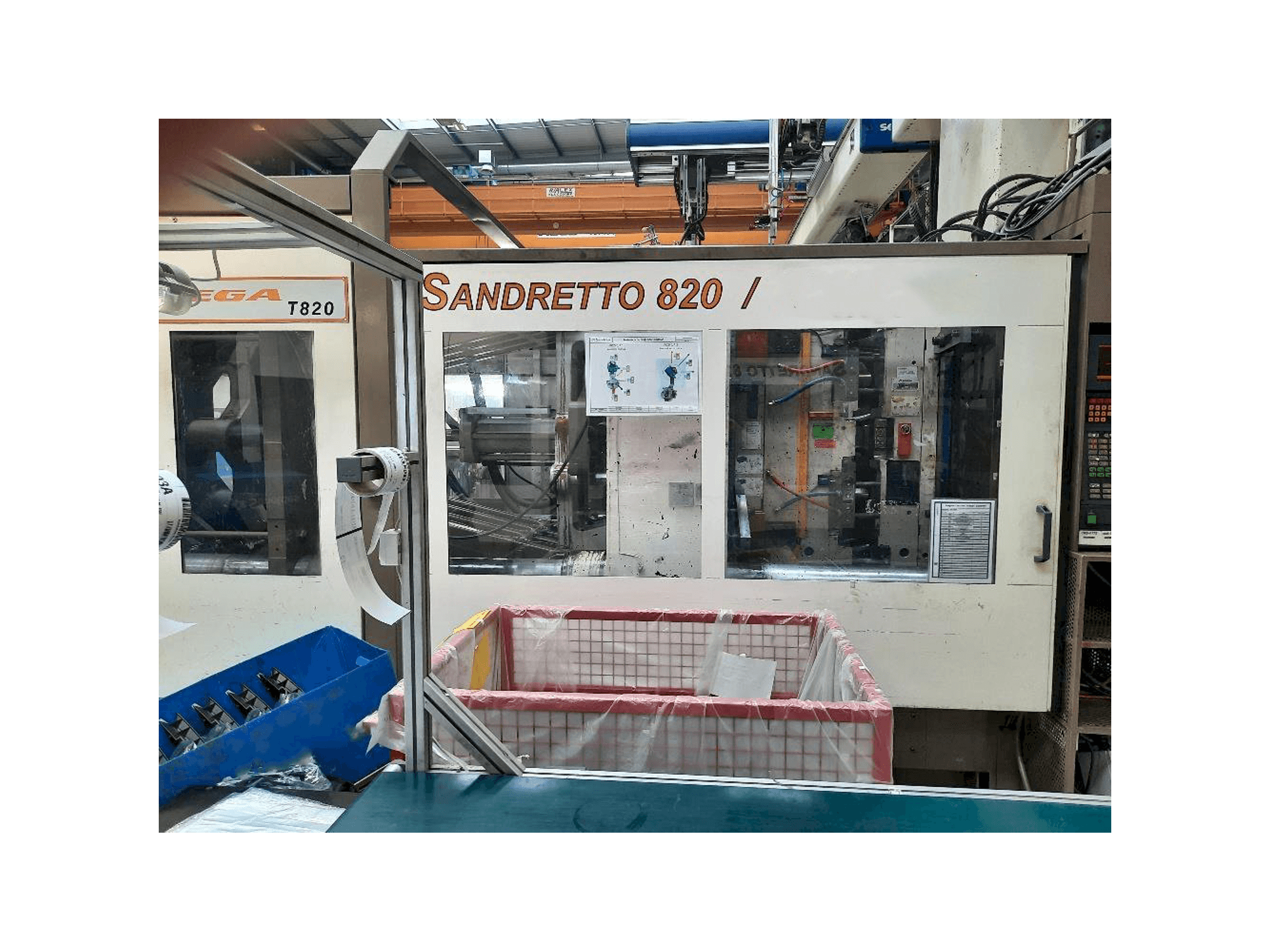 Prikaz stroja SANDRETTO 820/6434 sprijeda