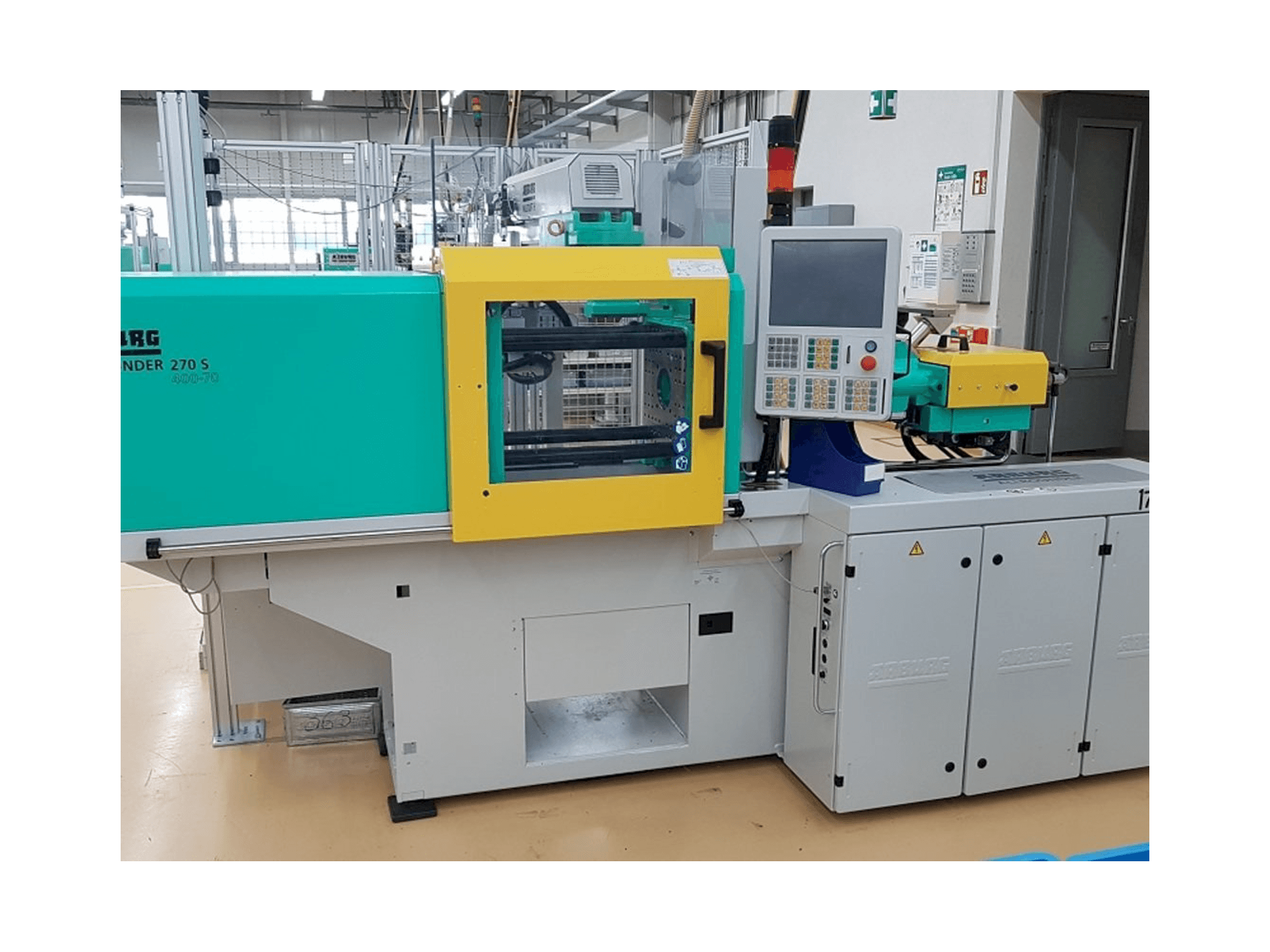 Prikaz stroja Arburg SGM 270 S 400-70 sprijeda