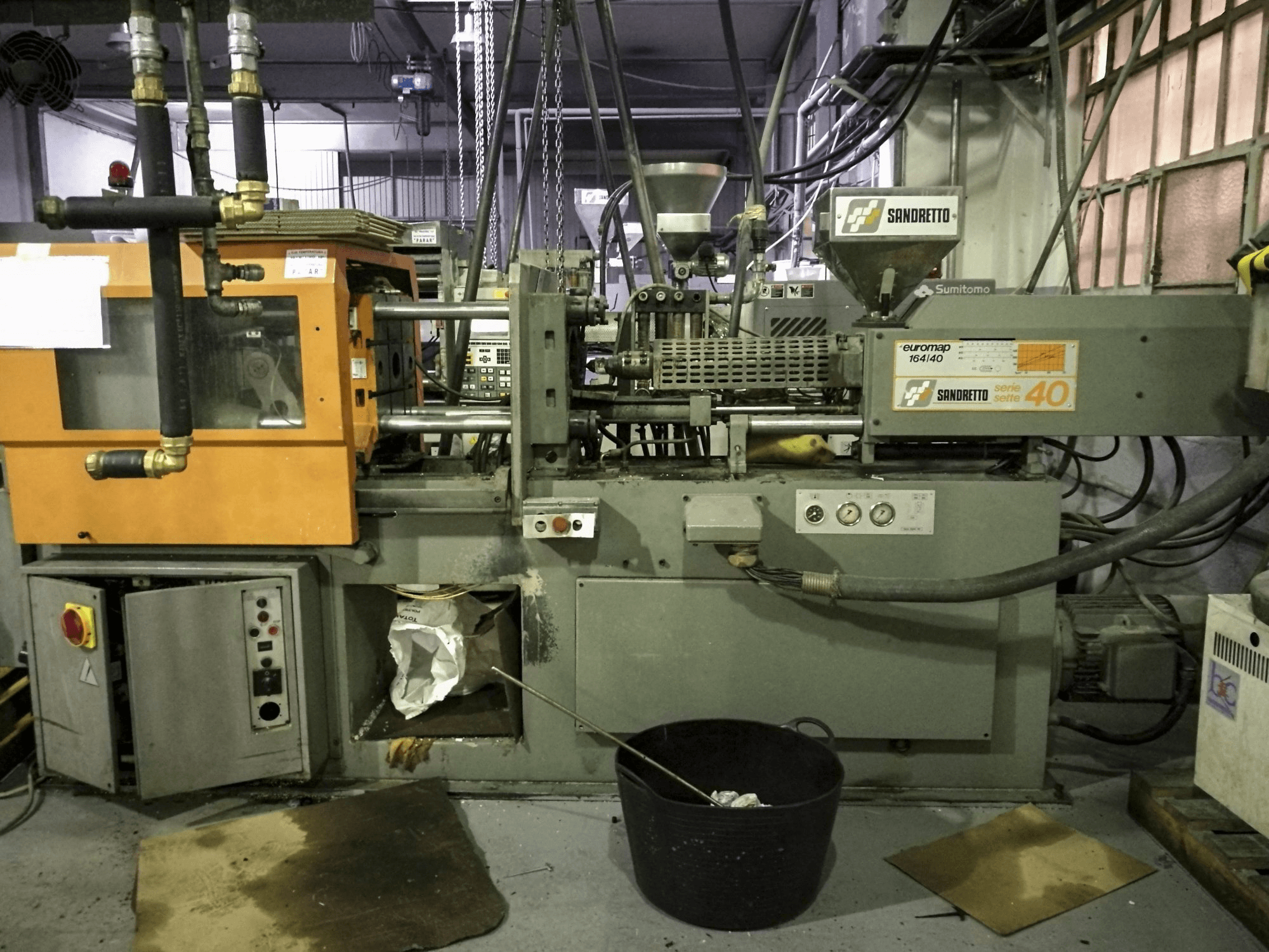 Prikaz stroja SANDRETTO S.7.40 sprijeda