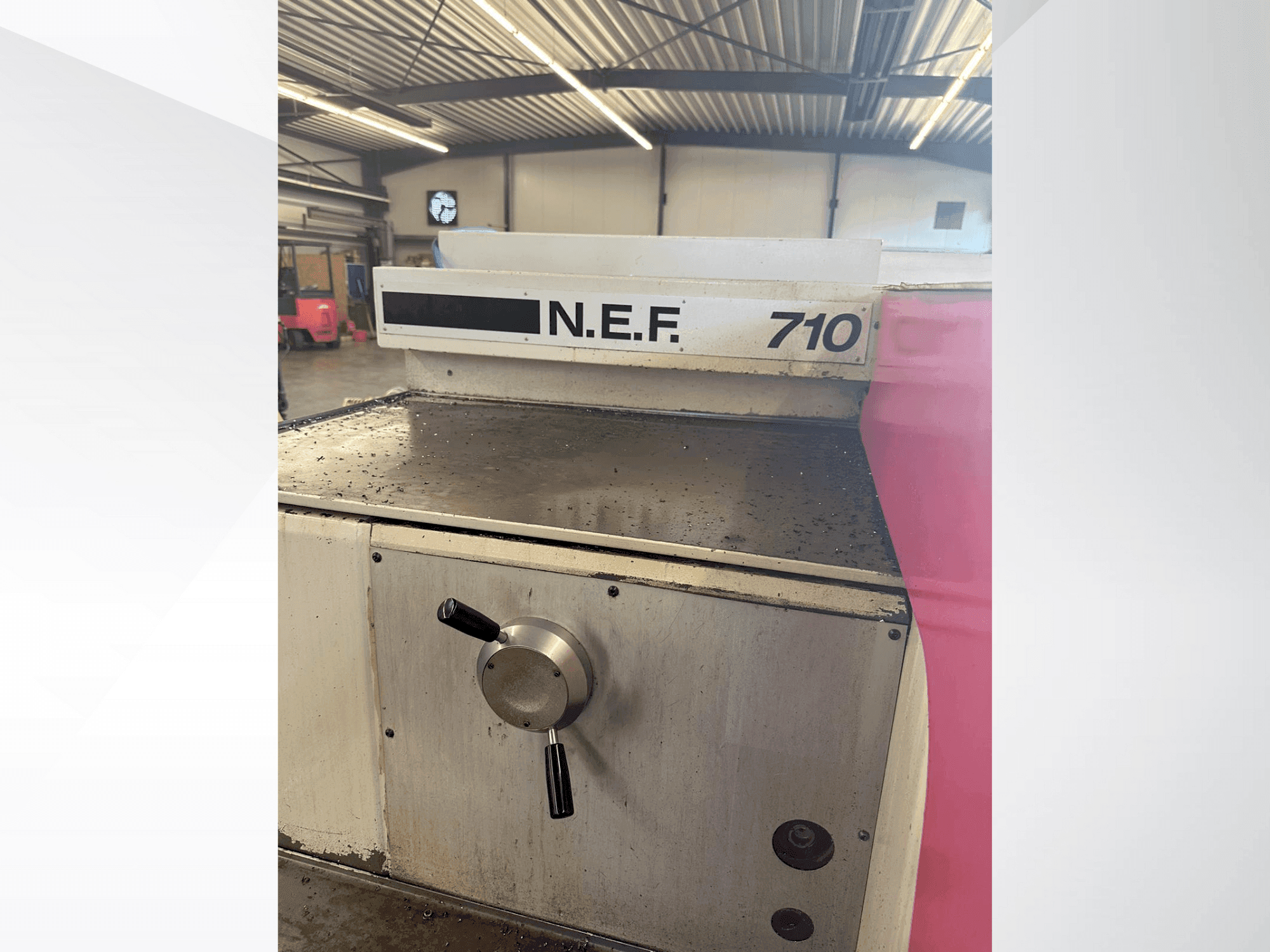 Prikaz stroja Gildemeister Gildemeister NEF 710 sprijeda