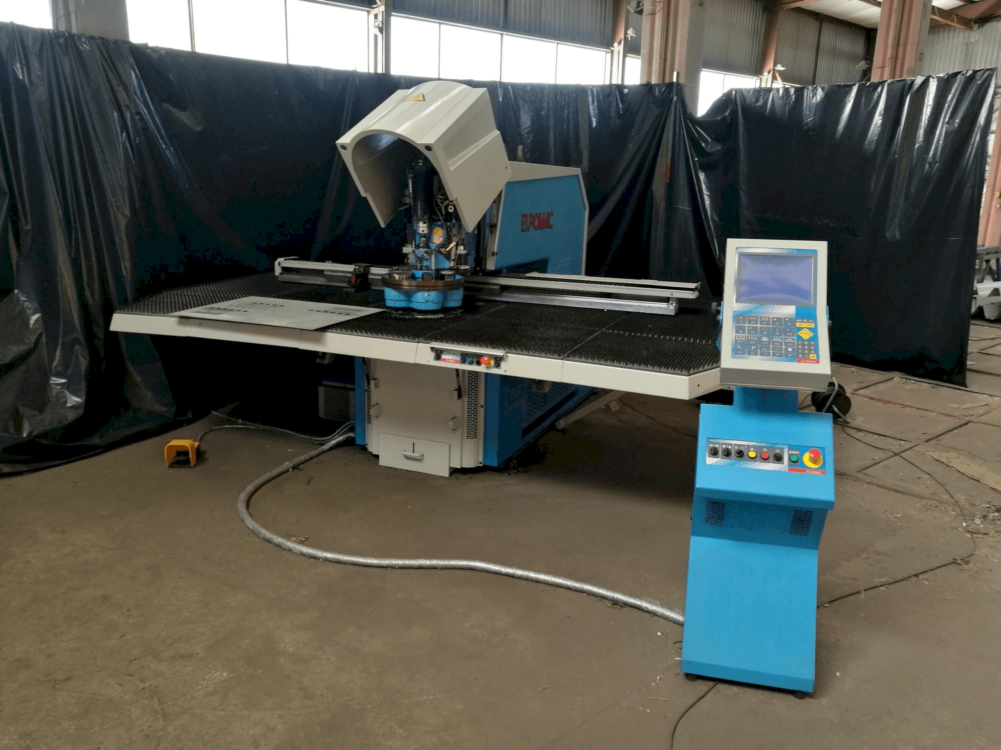 Prikaz stroja Euromac MTX INDEX sprijeda