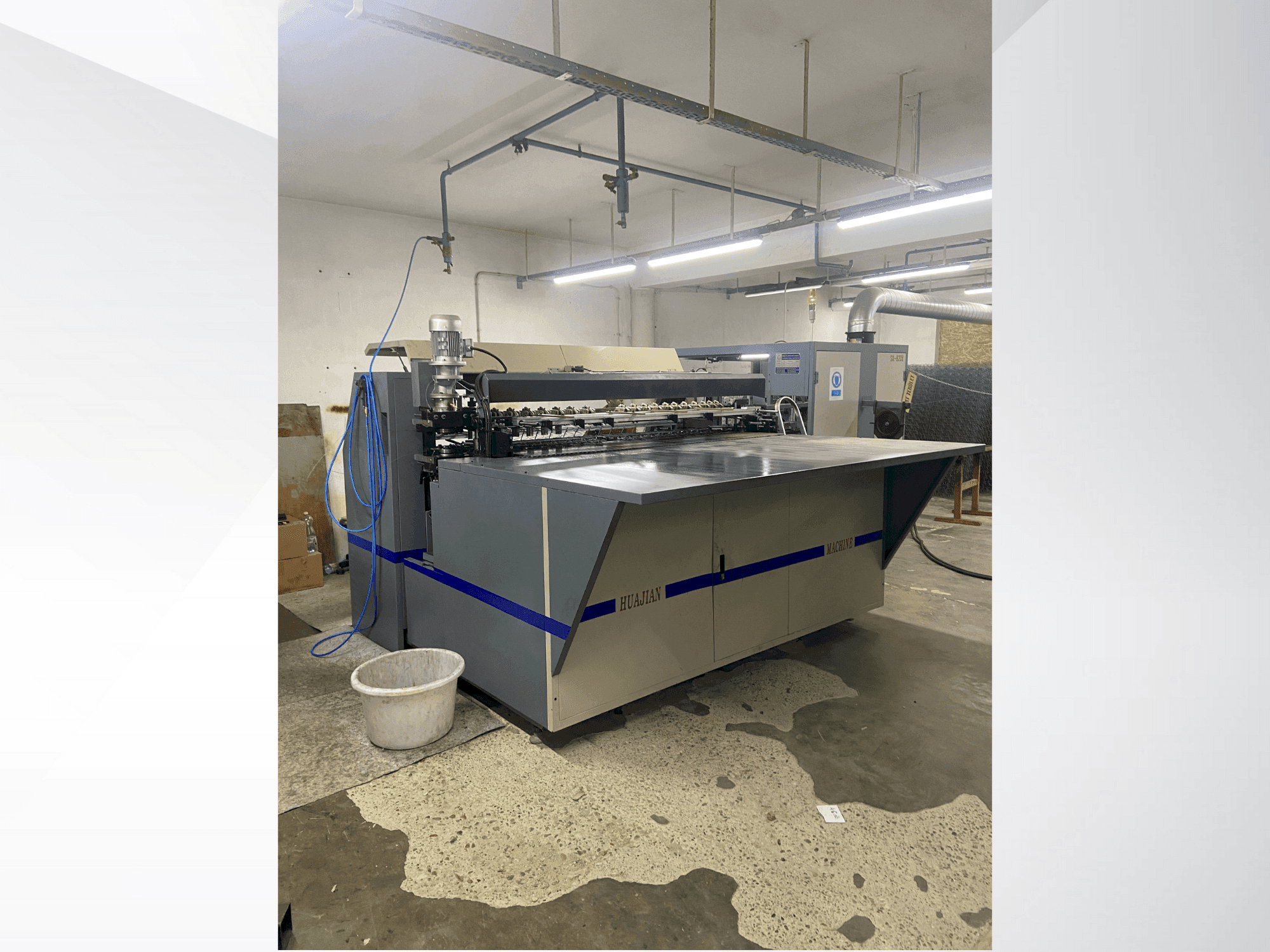 Prikaz stroja HUAJIAN SX-820i sprijeda