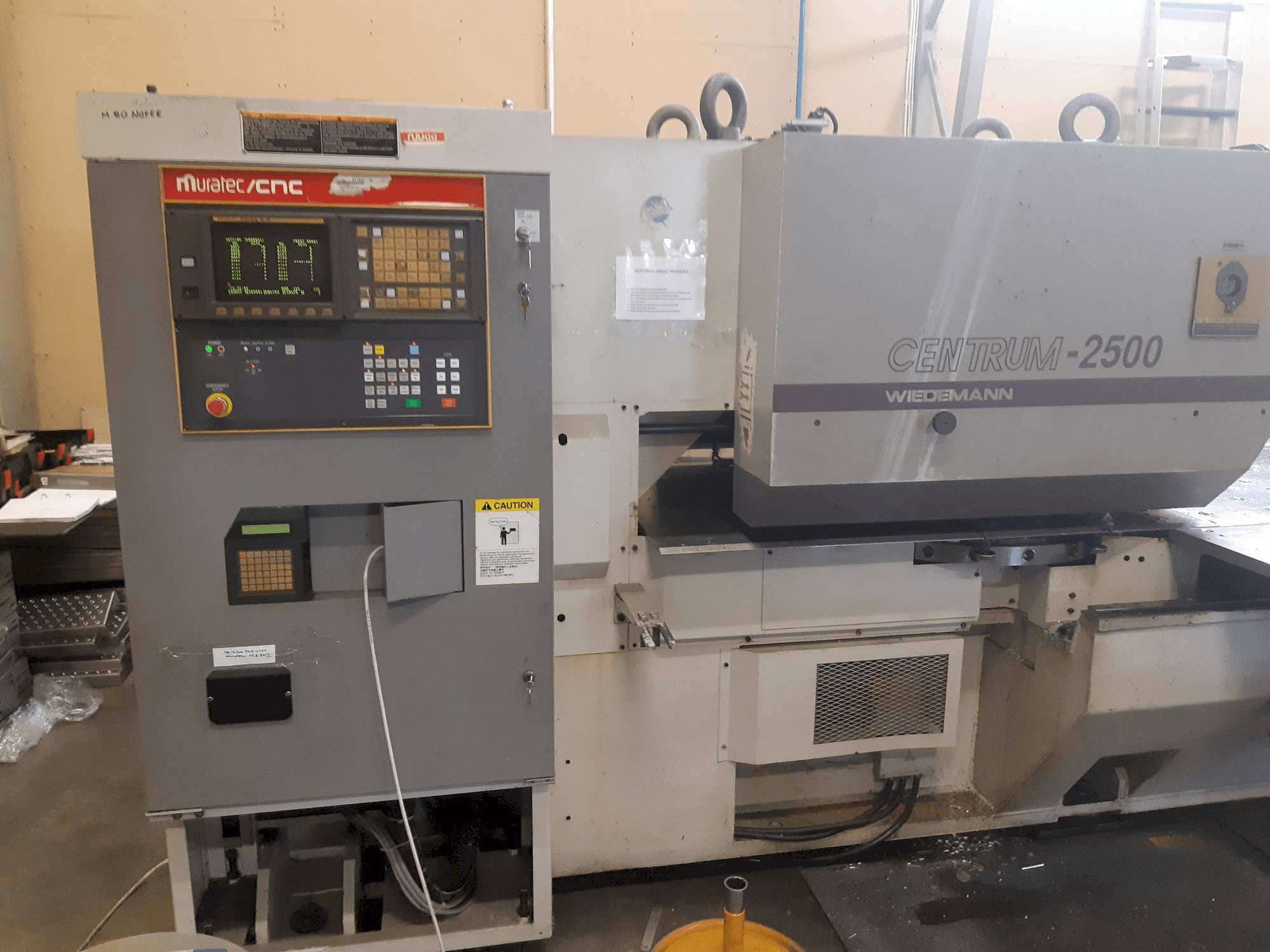 Prikaz stroja Murata Wiedemann C-2500 sprijeda