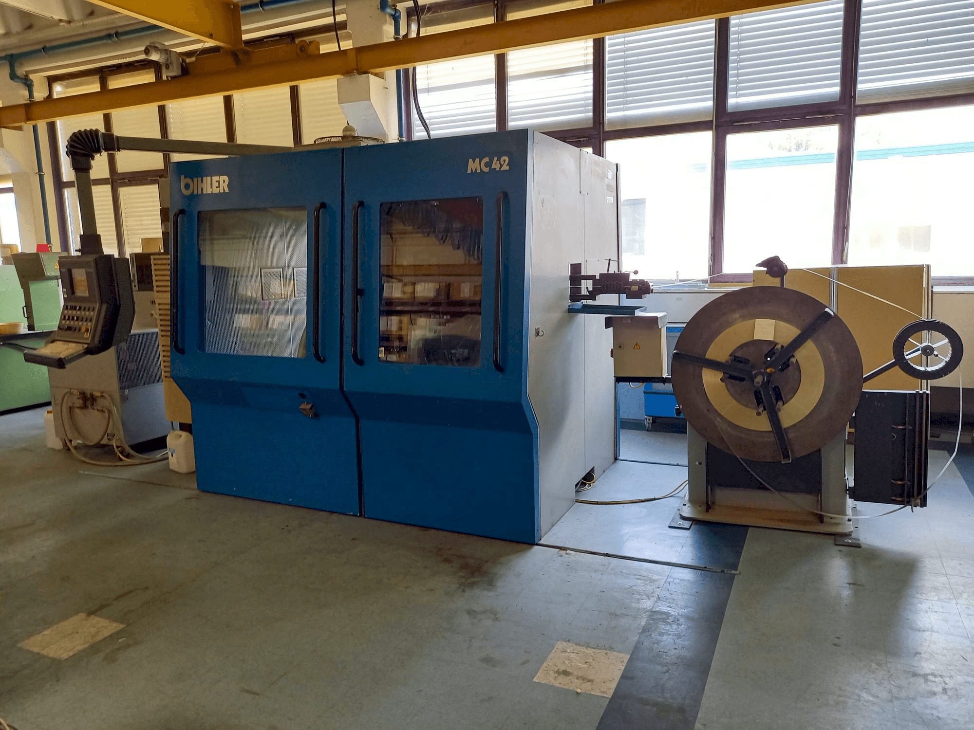 Prikaz stroja Bihler MULTICENTER MC42 sprijeda