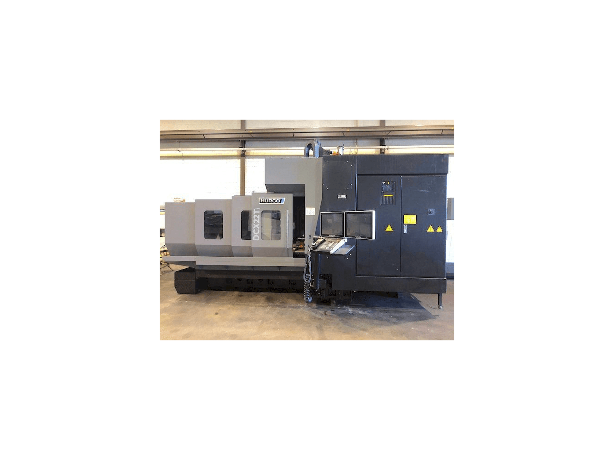 Prikaz stroja Hurco DCX 22Ti sprijeda