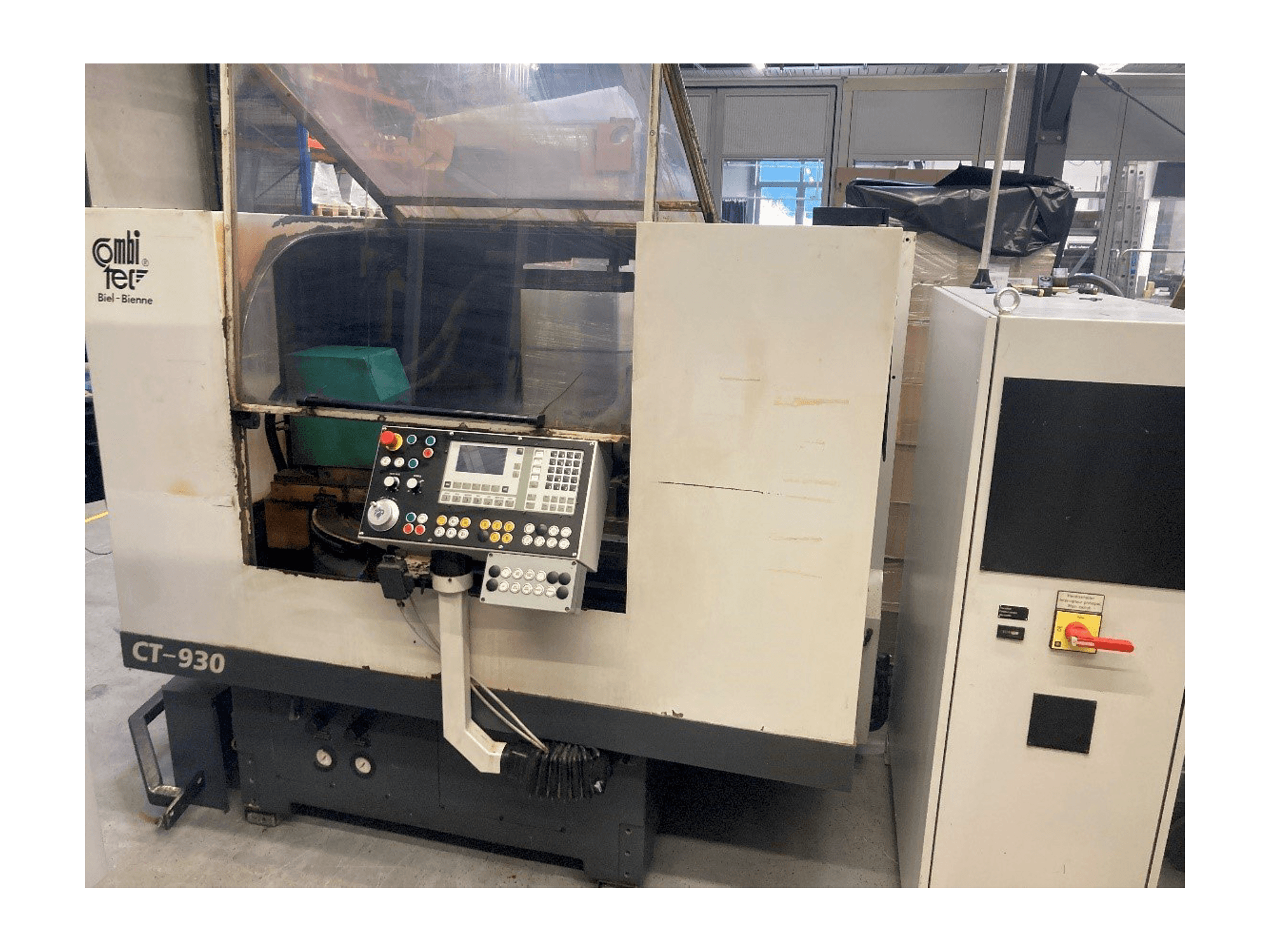 Prikaz stroja Combitec CT-930 sprijeda