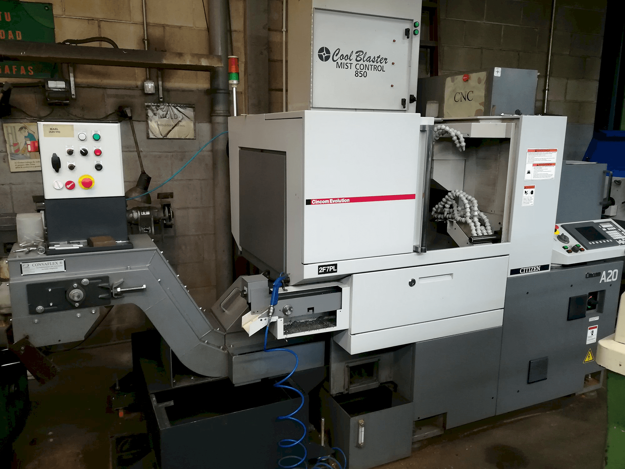 Prikaz stroja CITIZEN Cincom A20 sprijeda