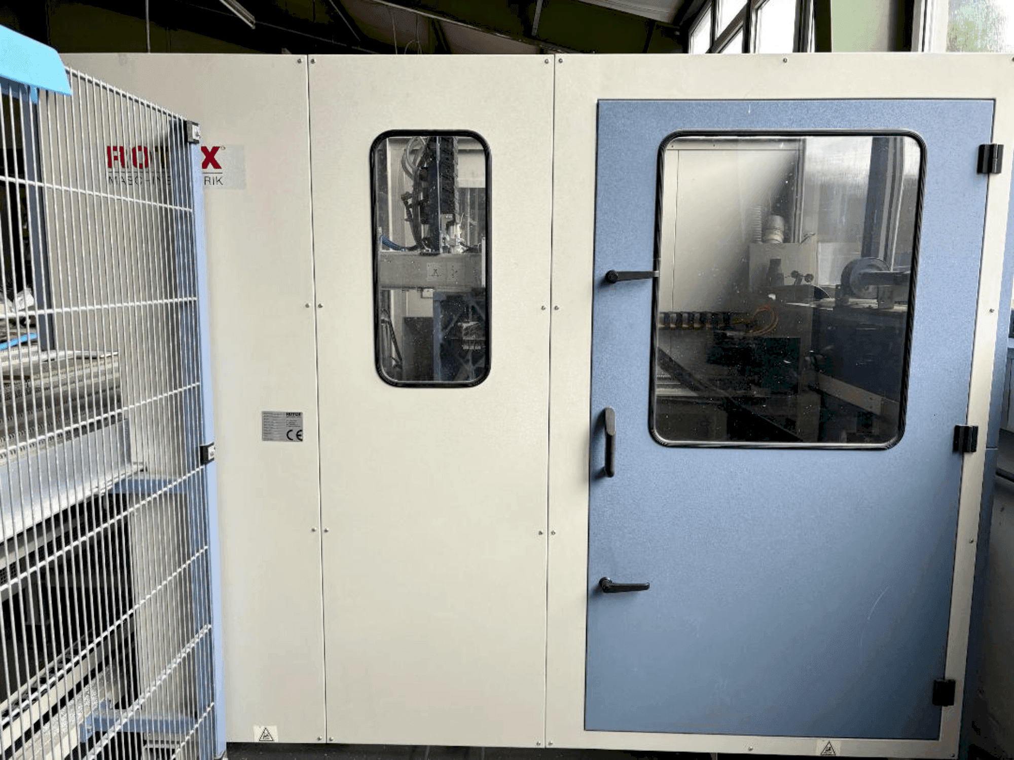 Prikaz stroja Rotox EPA 572 sprijeda