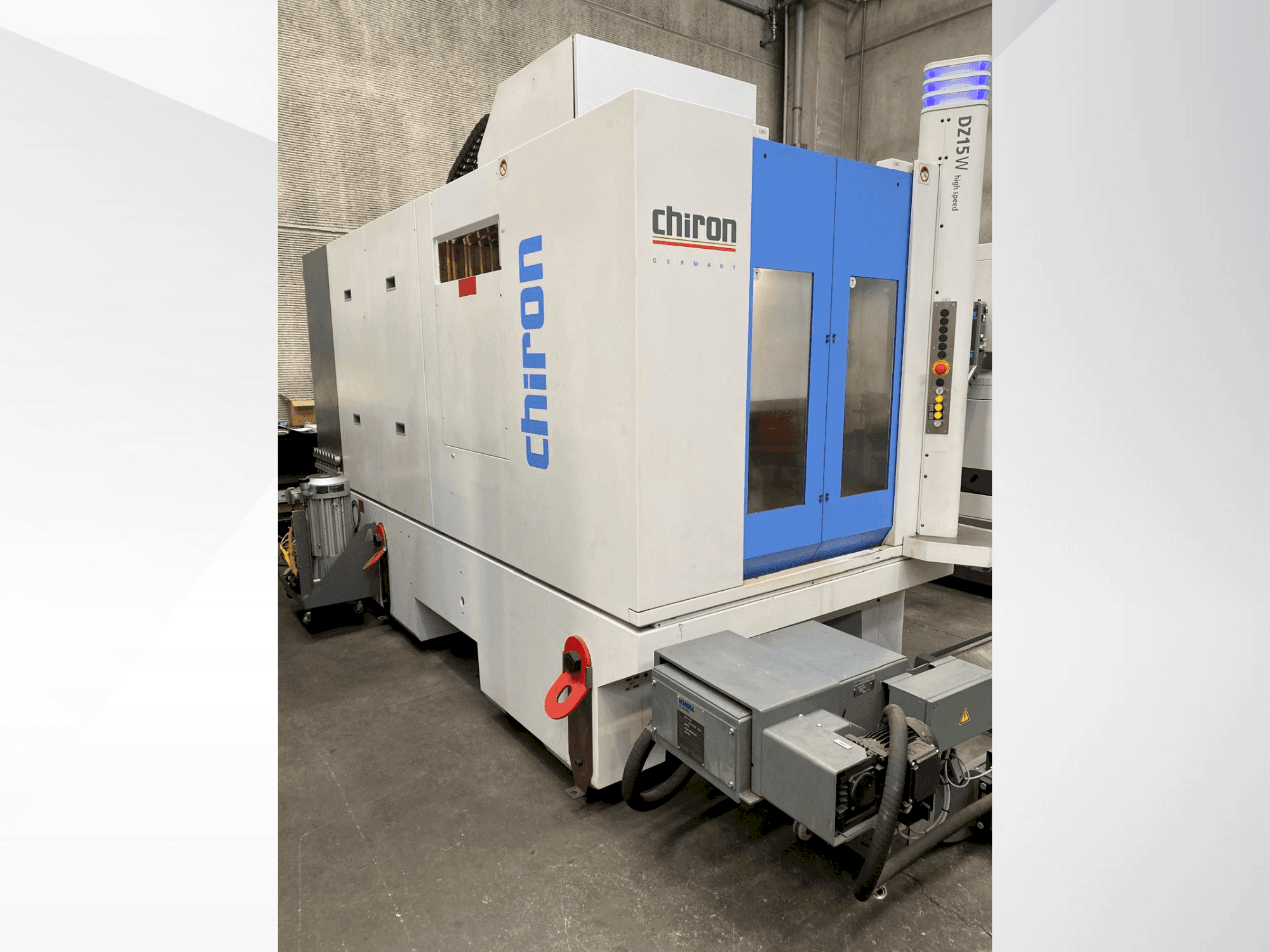 Prikaz stroja CHIRON DZ15W HS sprijeda