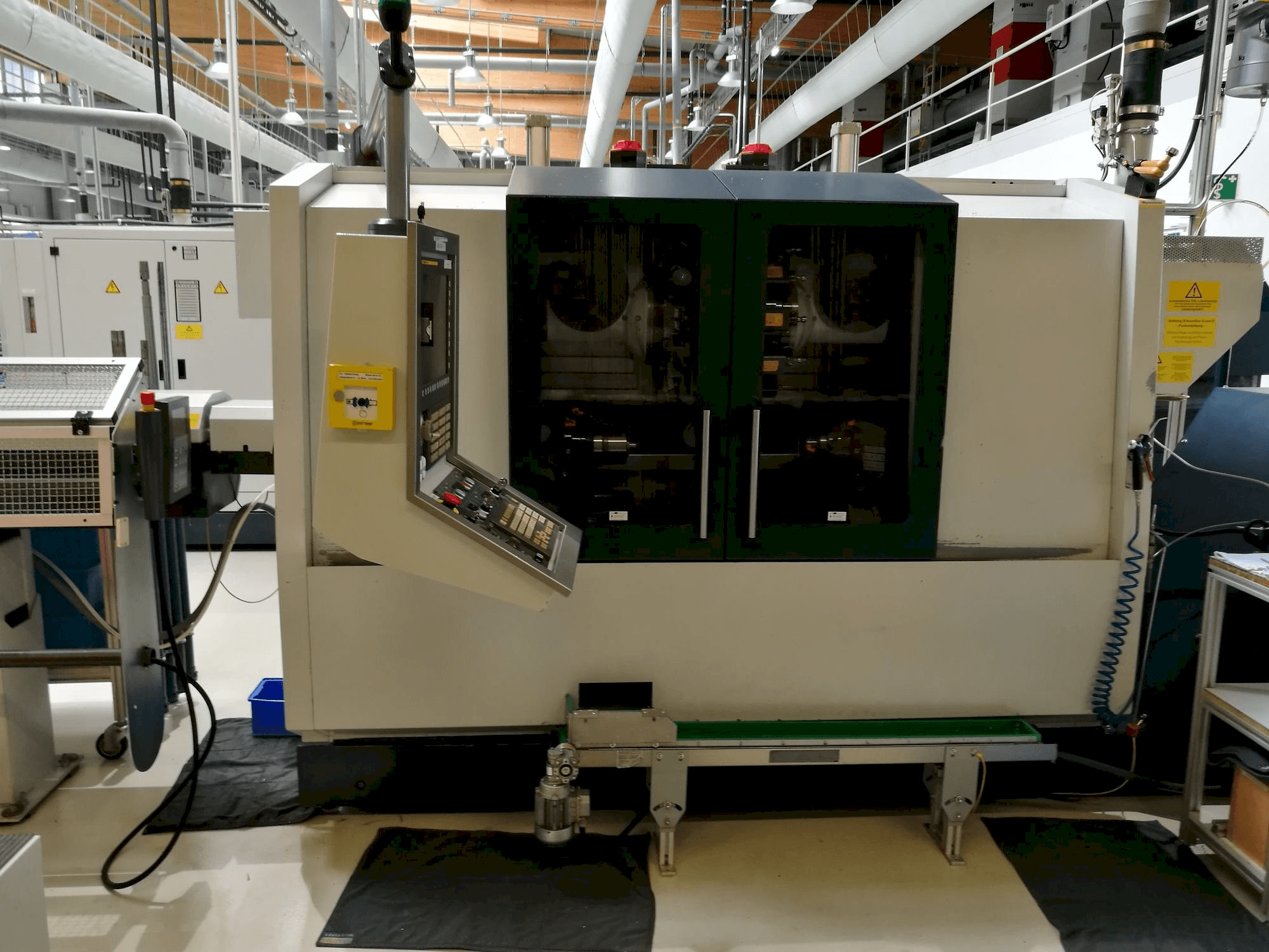 Prikaz stroja SPINNER TD42 sprijeda