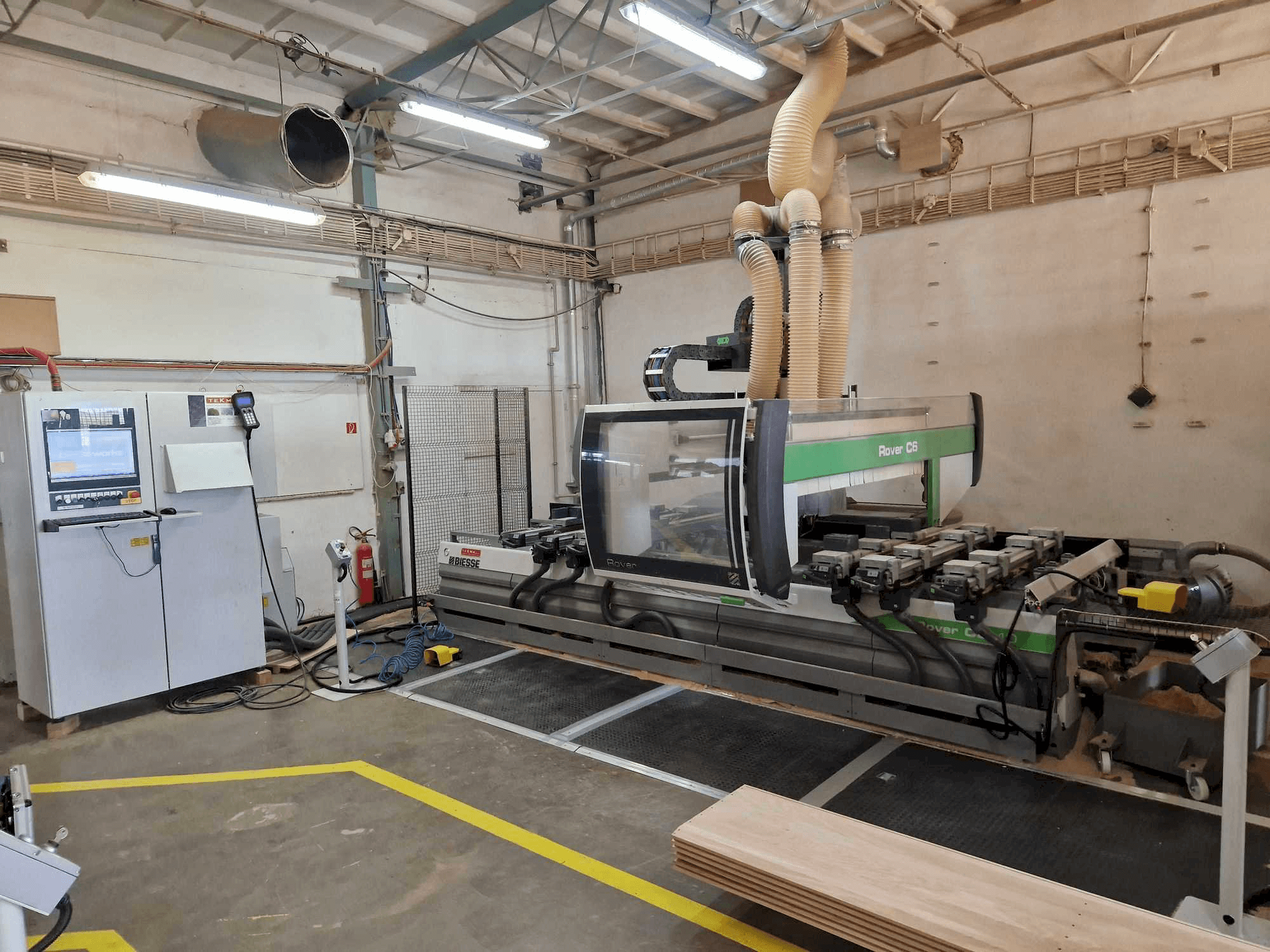 Prikaz stroja BIESSE ROVER C6.40 sprijeda