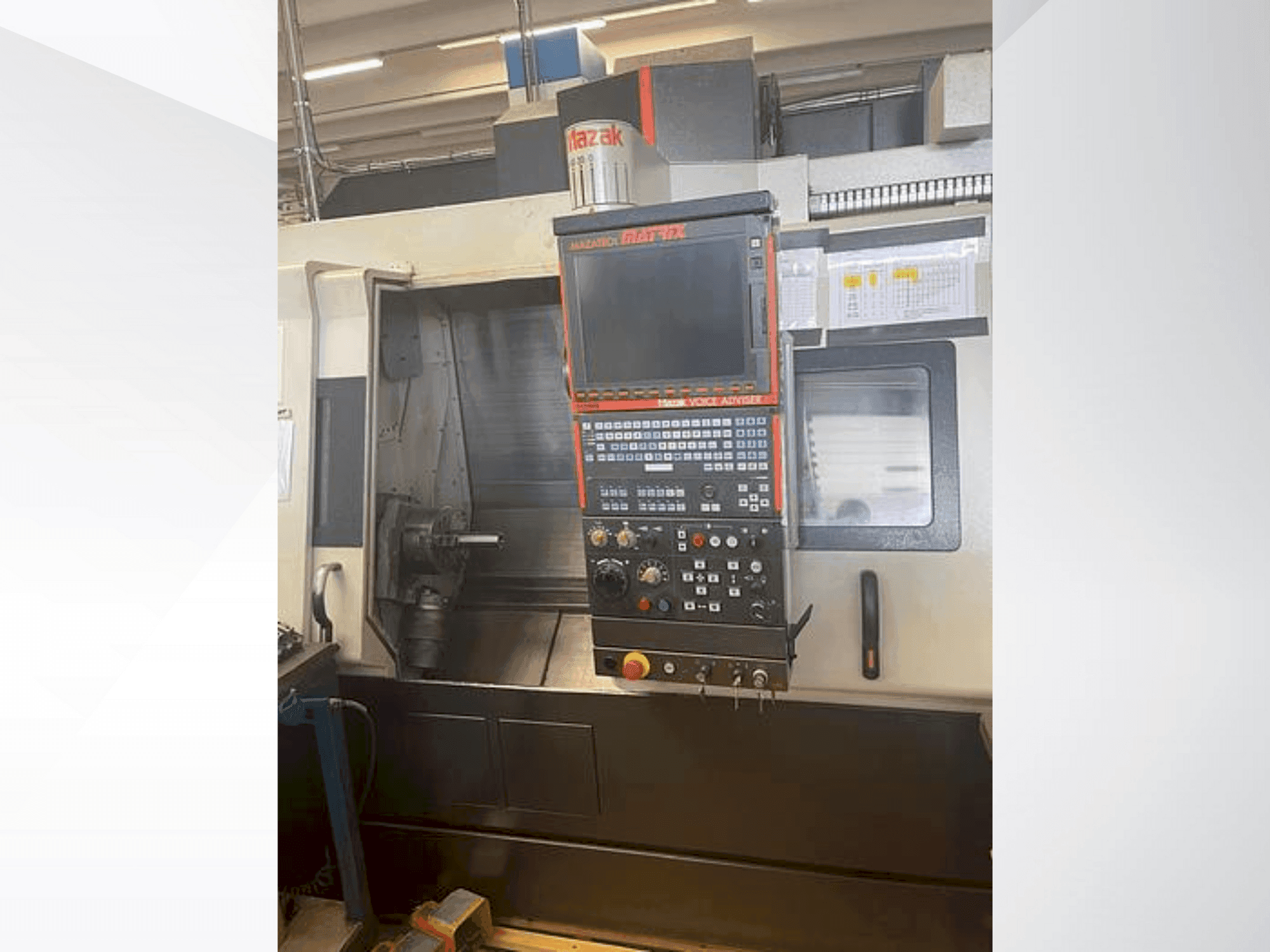 Prikaz stroja Mazak INTEGREX 200 IV S sprijeda