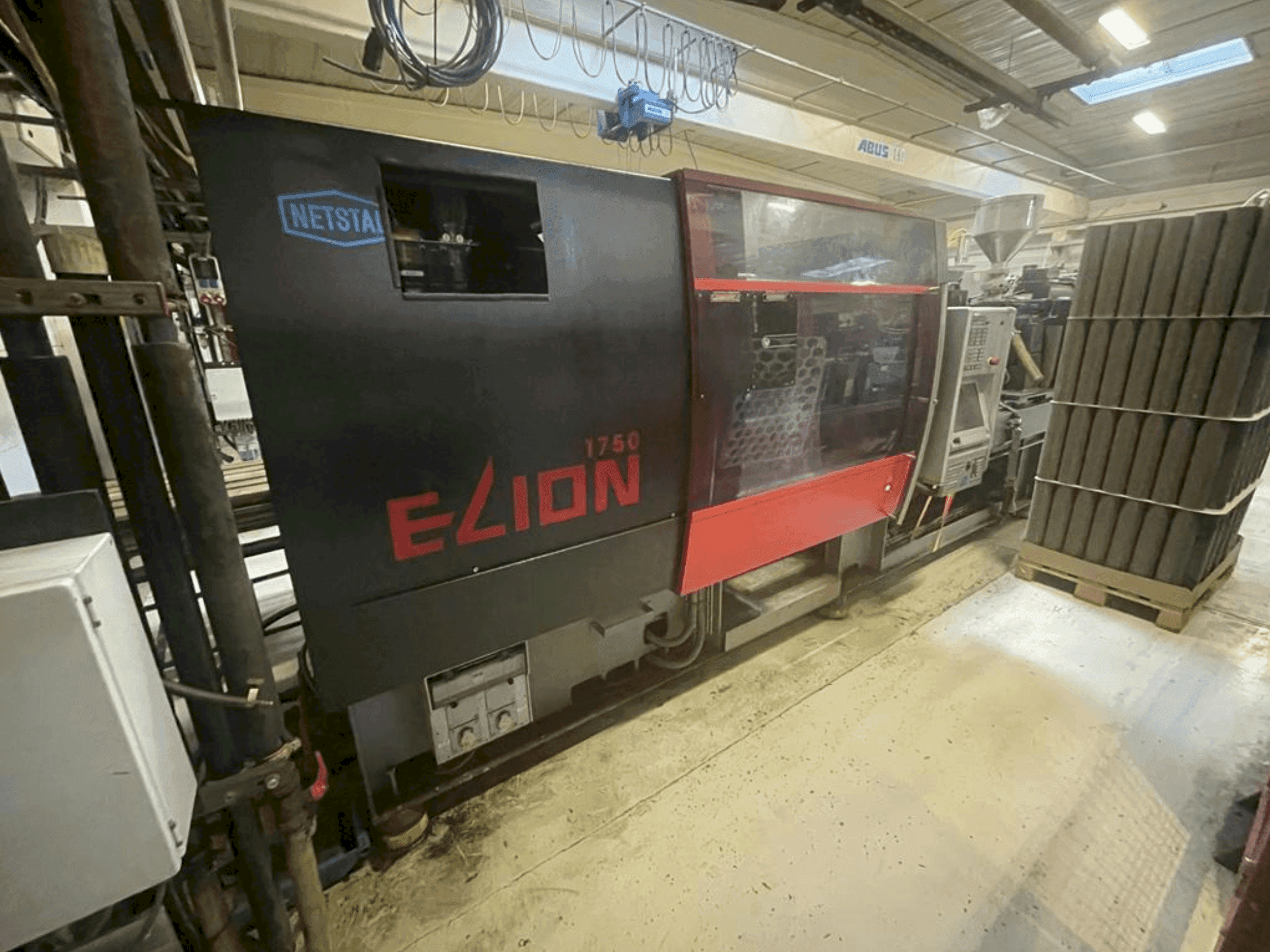 Prikaz stroja Netstal Elion 1750-840 sprijeda