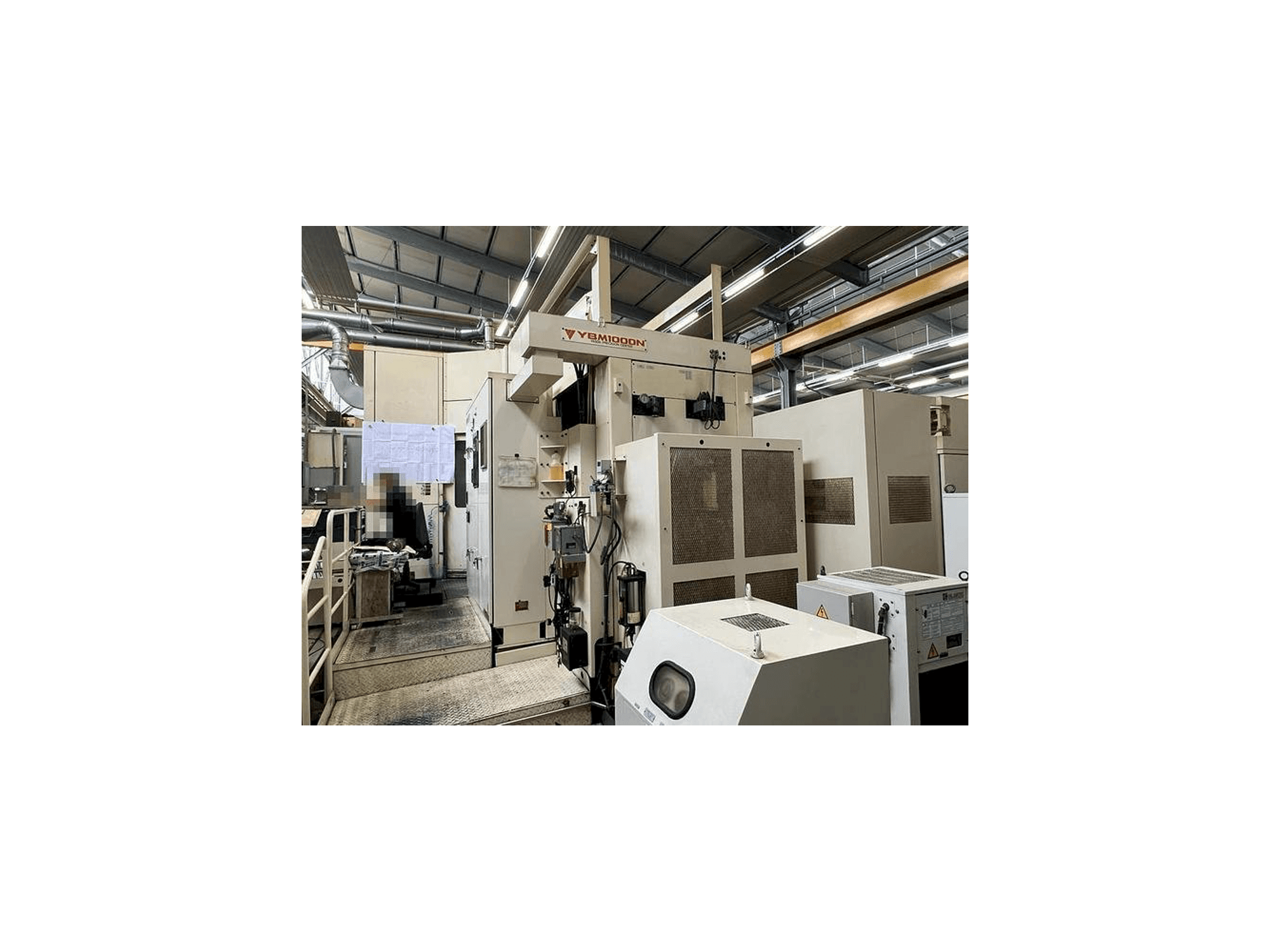 Prikaz stroja YASDA YBM 1000N sprijeda