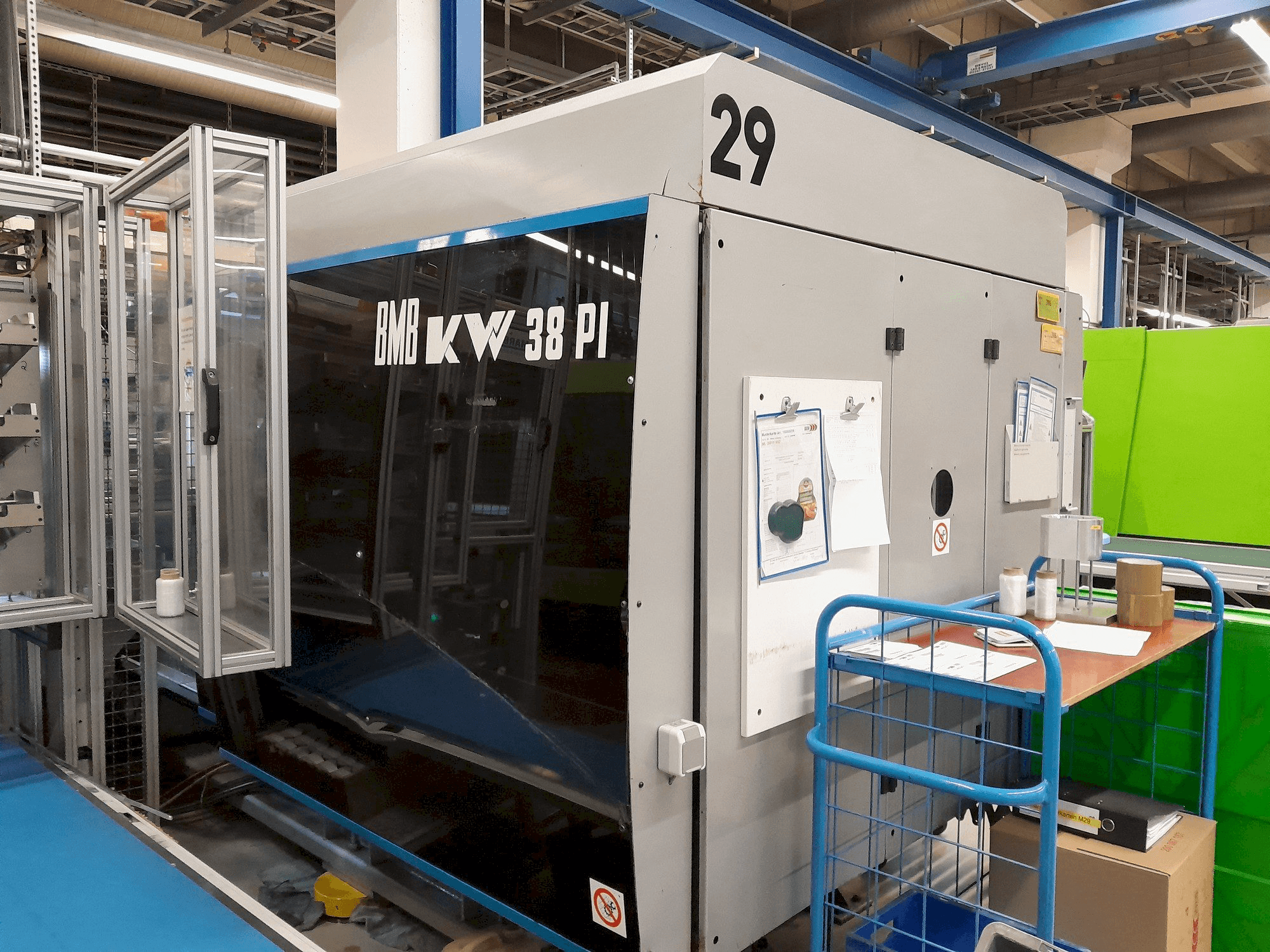 Prikaz stroja BMB KW 38 PI/1300 sprijeda