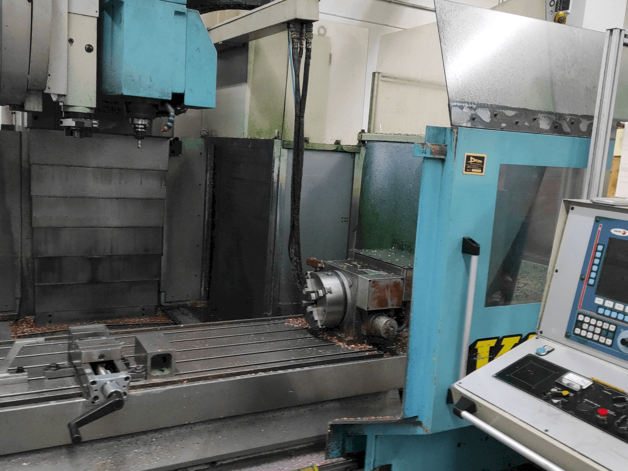 Prikaz stroja ANAYAK V-1800 sprijeda