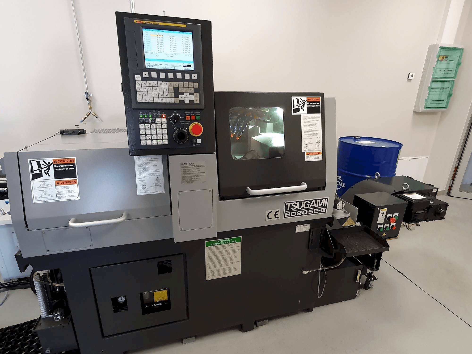 Prikaz stroja TSUGAMI B0205E-III sprijeda