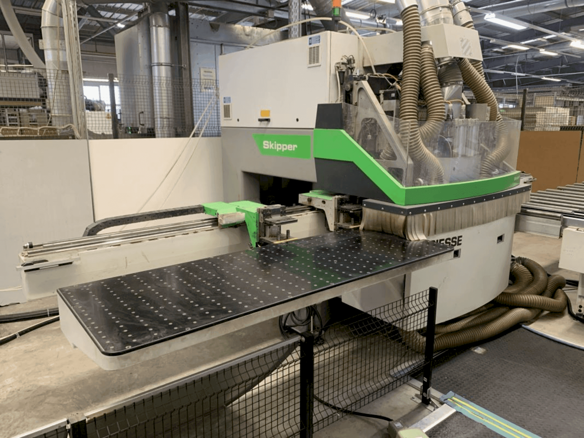 Prikaz stroja BIESSE Skipper 130 sprijeda
