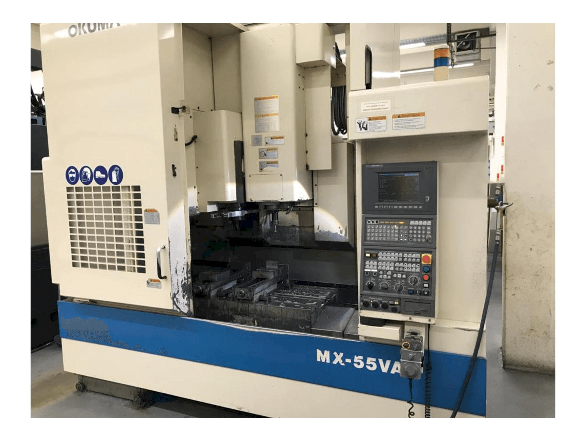 Prikaz stroja Okuma MX55 sprijeda