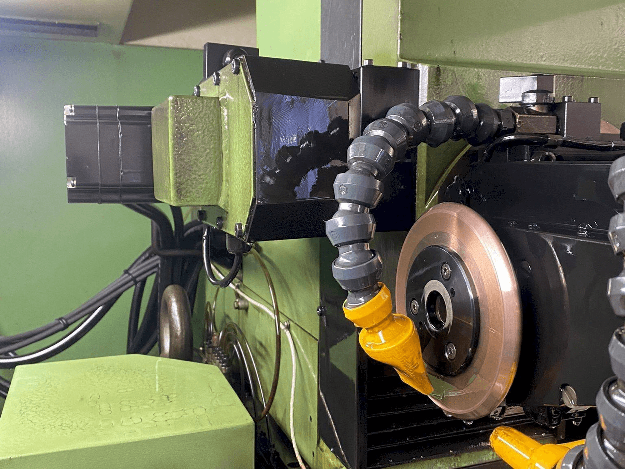 Radni prostor stroja VOLLMER QW72 P