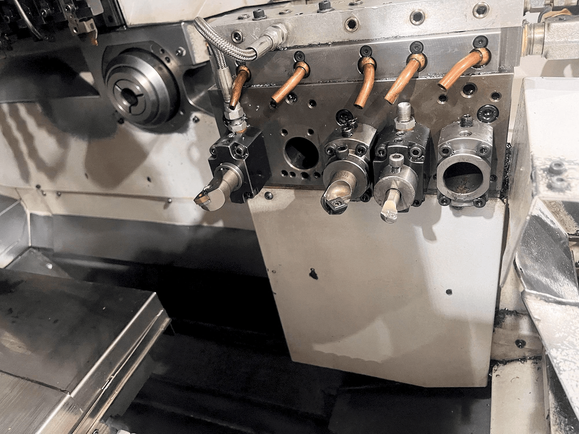 Radni prostor stroja Citizen L32-1M8