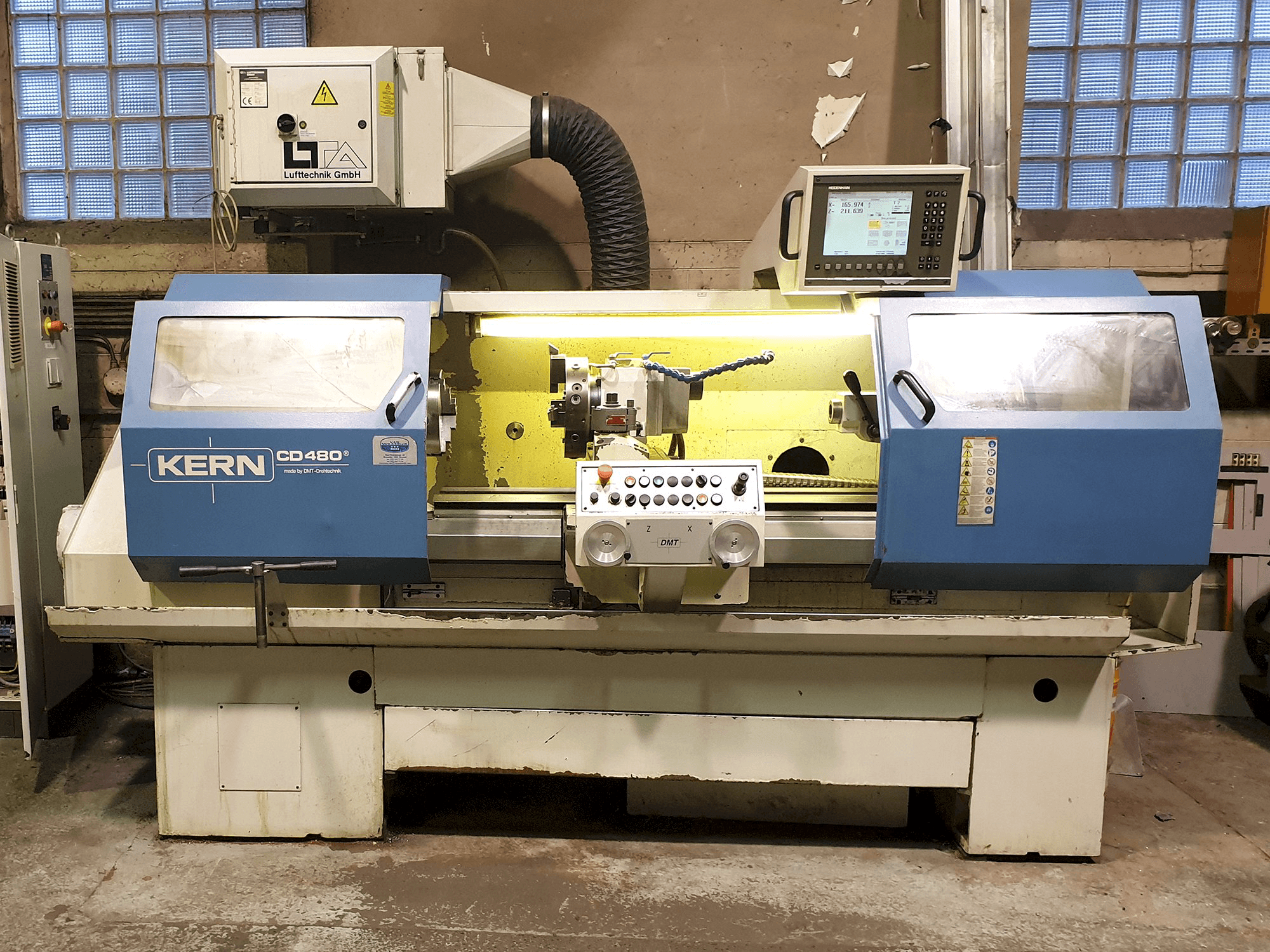 Prikaz stroja KERN CD 480 sprijeda