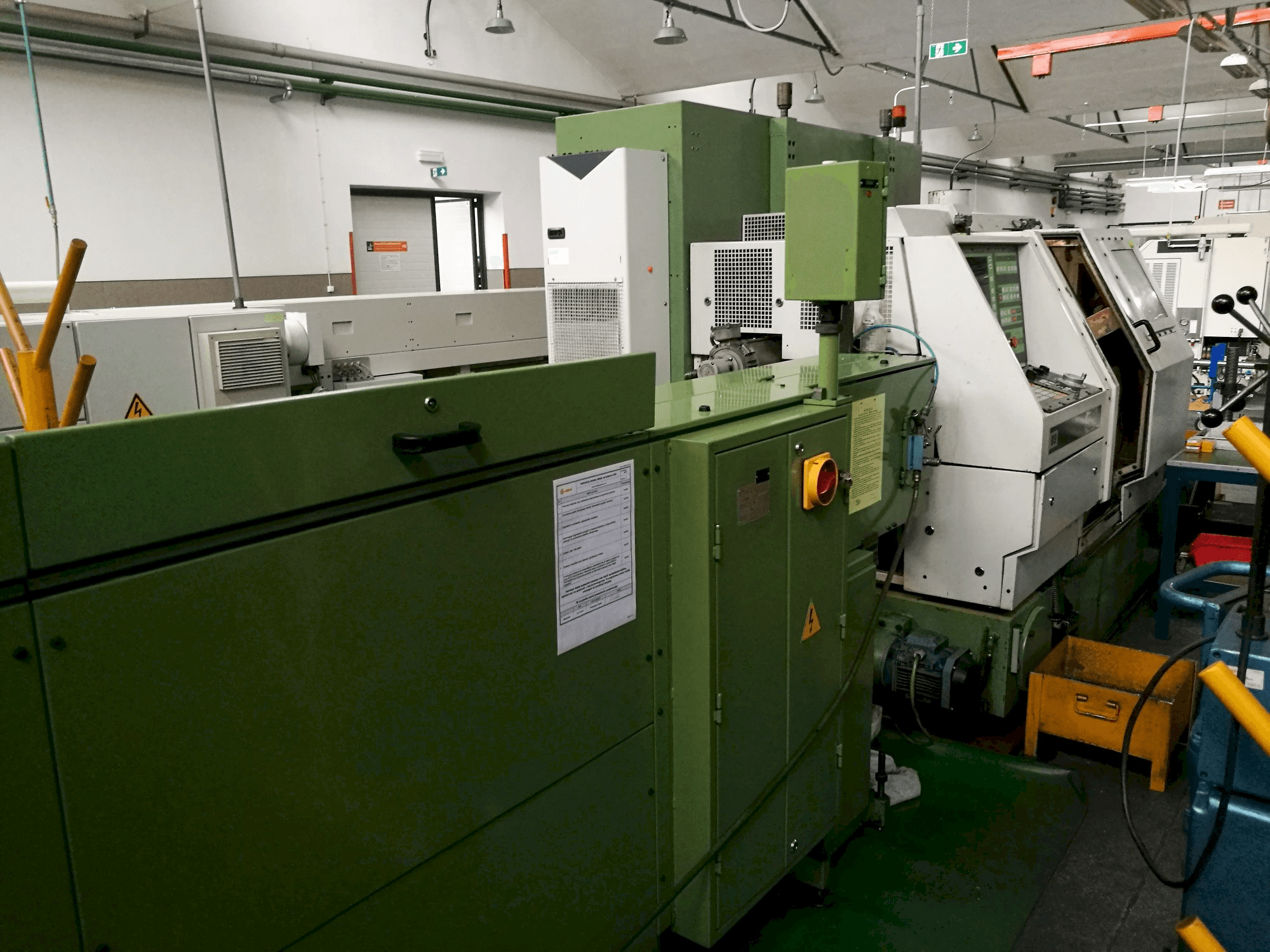 Prikaz stroja TRAUB TNS 30/42 D sprijeda