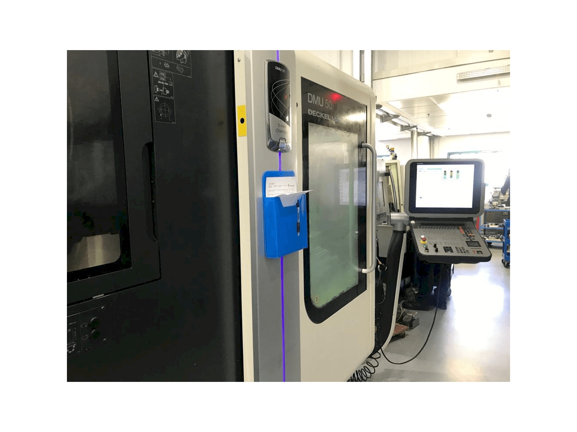 Prikaz stroja DMG Mori Seiki DMU 50 sprijeda
