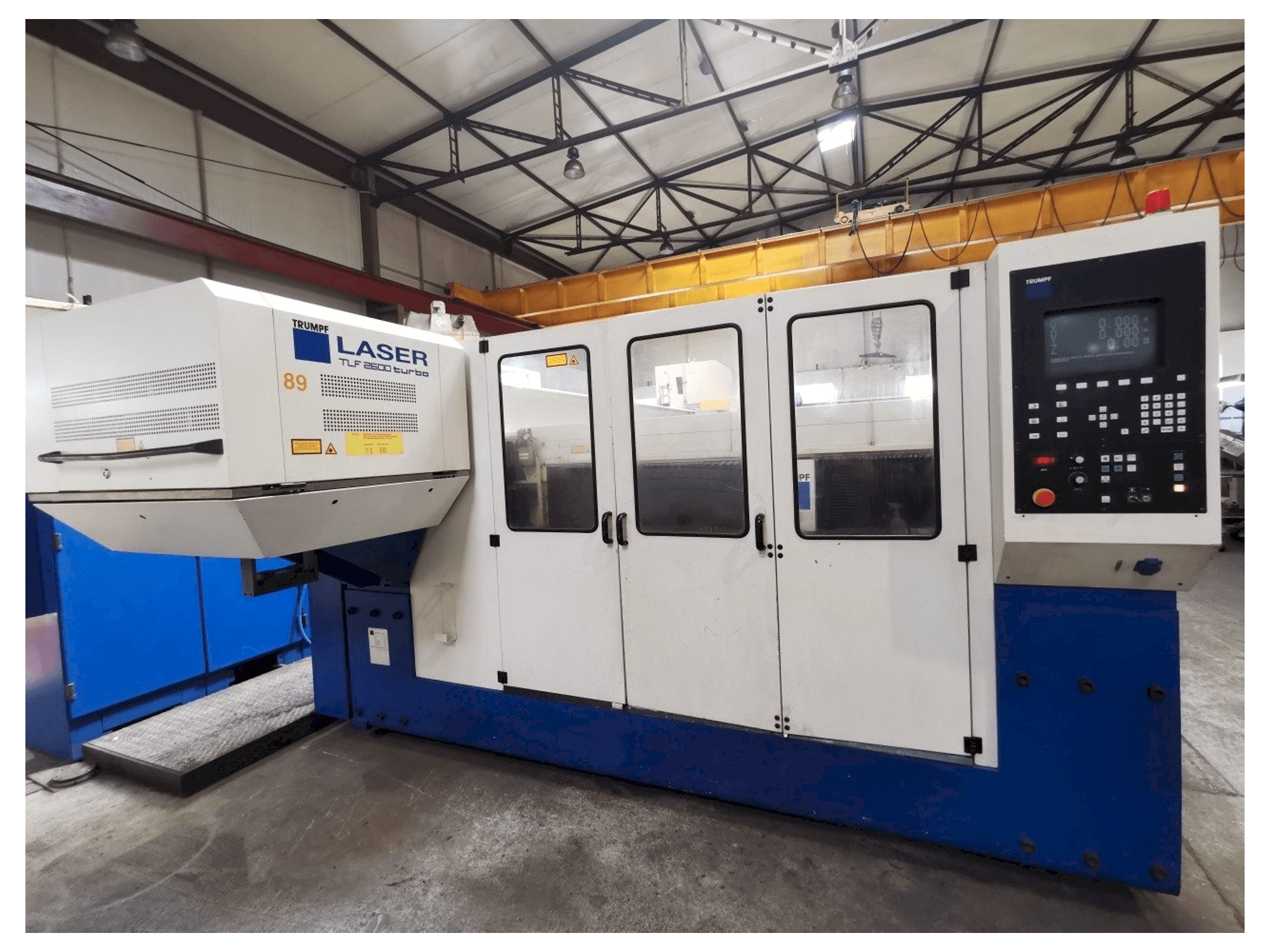 Prikaz stroja Trumpf Trumatic L 4030 sprijeda