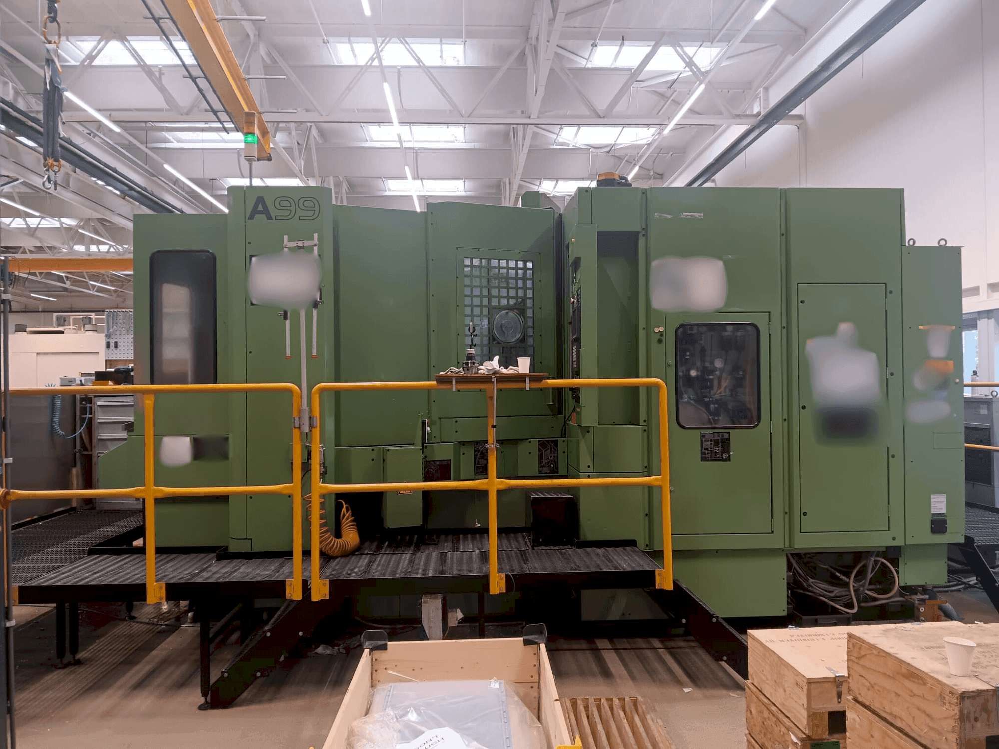 Prikaz stroja Makino A99-A188 sprijeda
