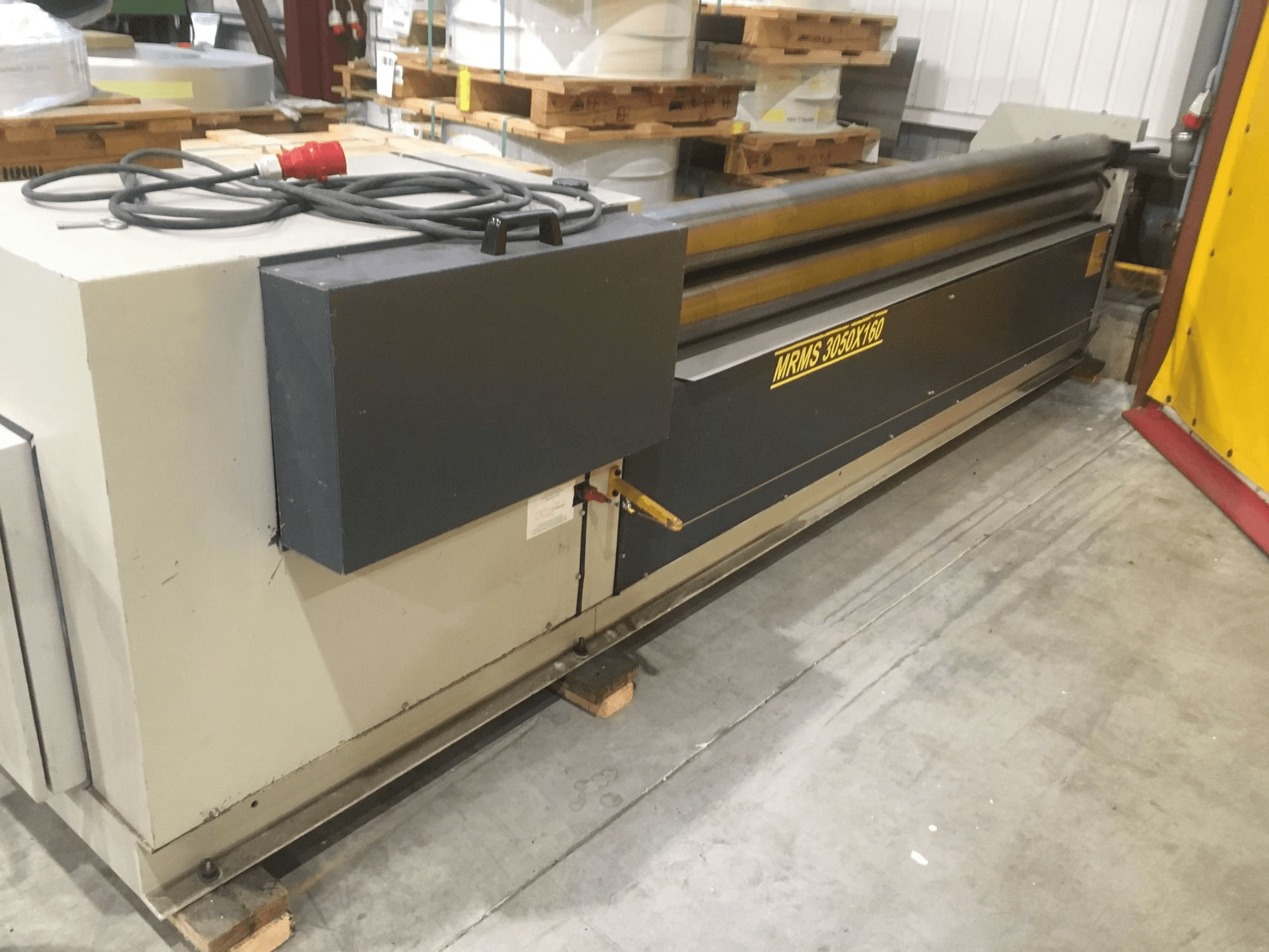 Prikaz stroja Sahinler MRM-S 3050X160 sprijeda