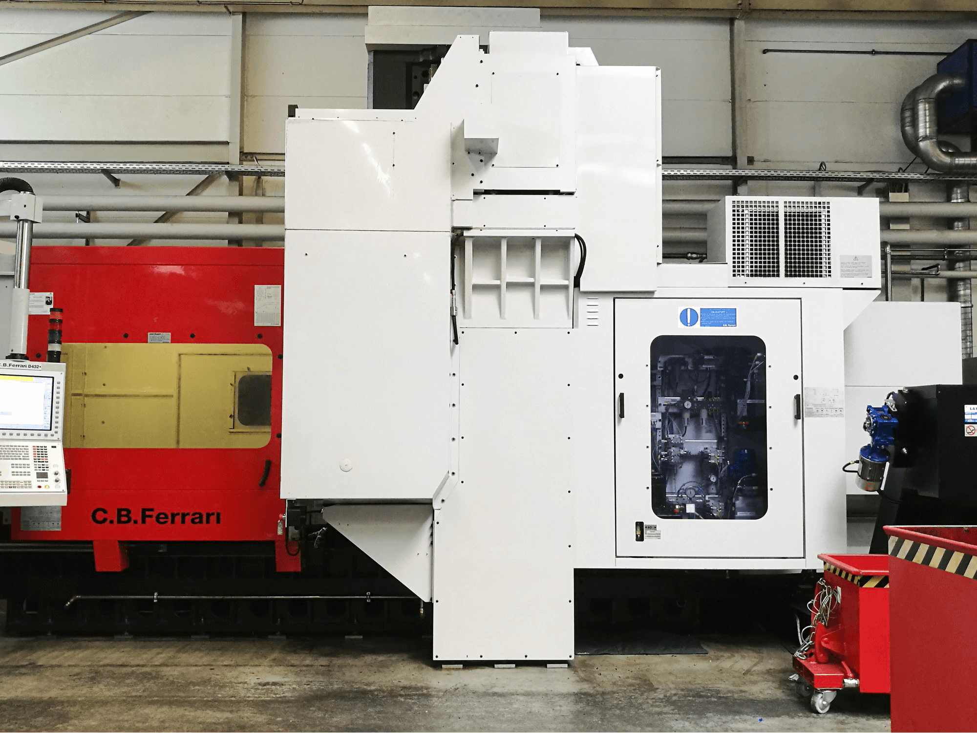 Prikaz stroja C.B. Ferrari D432 sprijeda