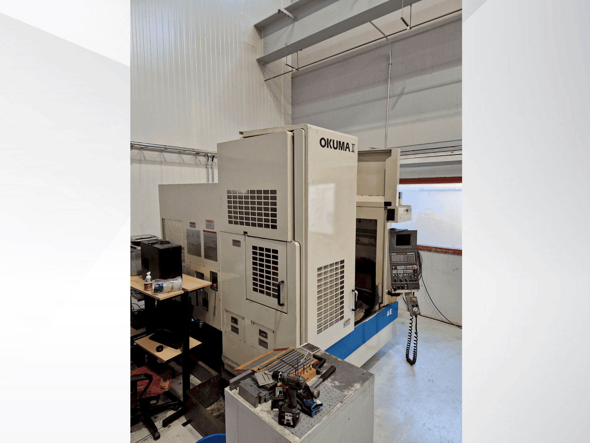 Prikaz stroja Okuma MX-45 VAE (1996) sprijeda