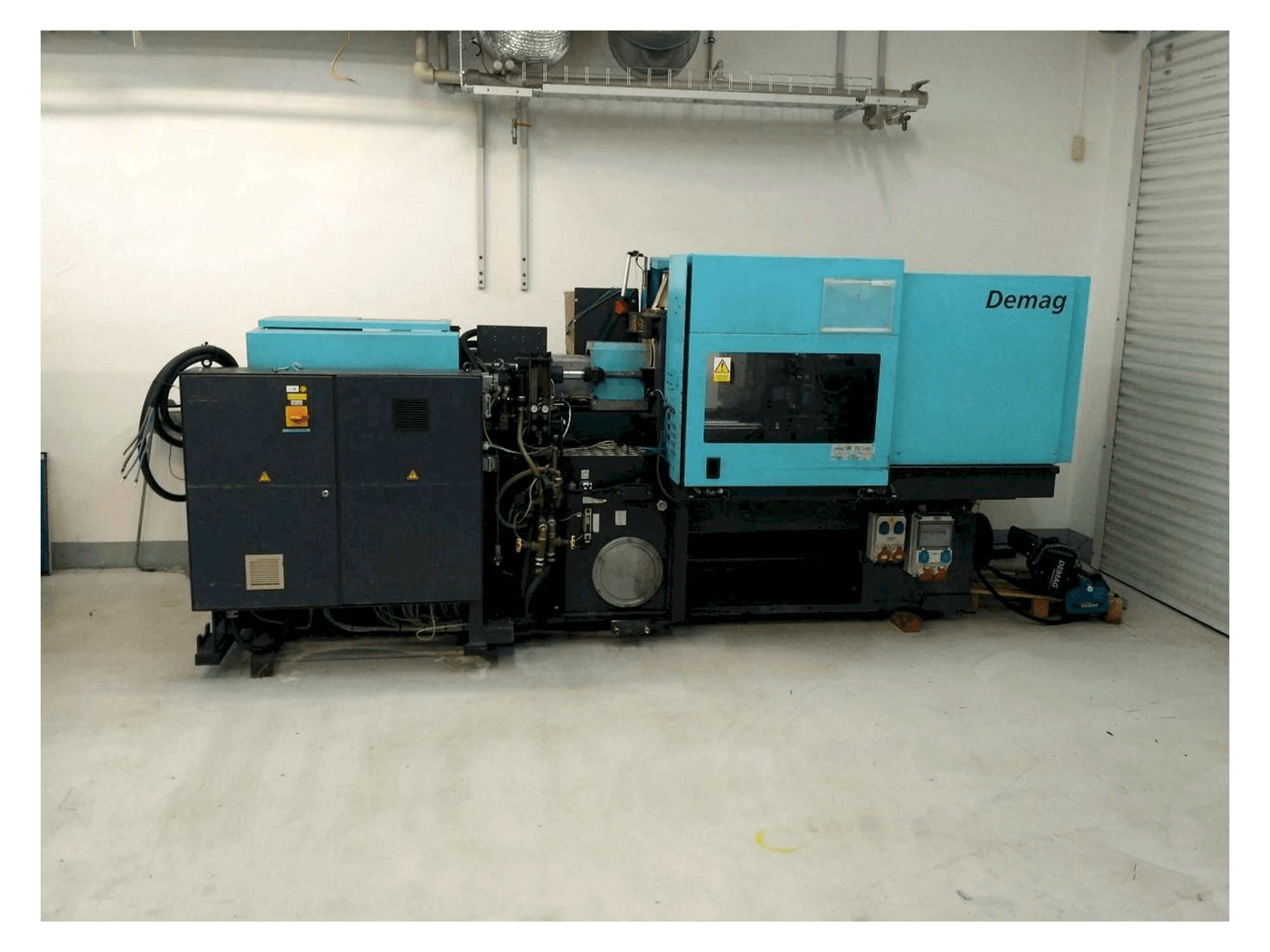 Prikaz stroja DEMAG Ergotech Concept 800/420-310 sprijeda