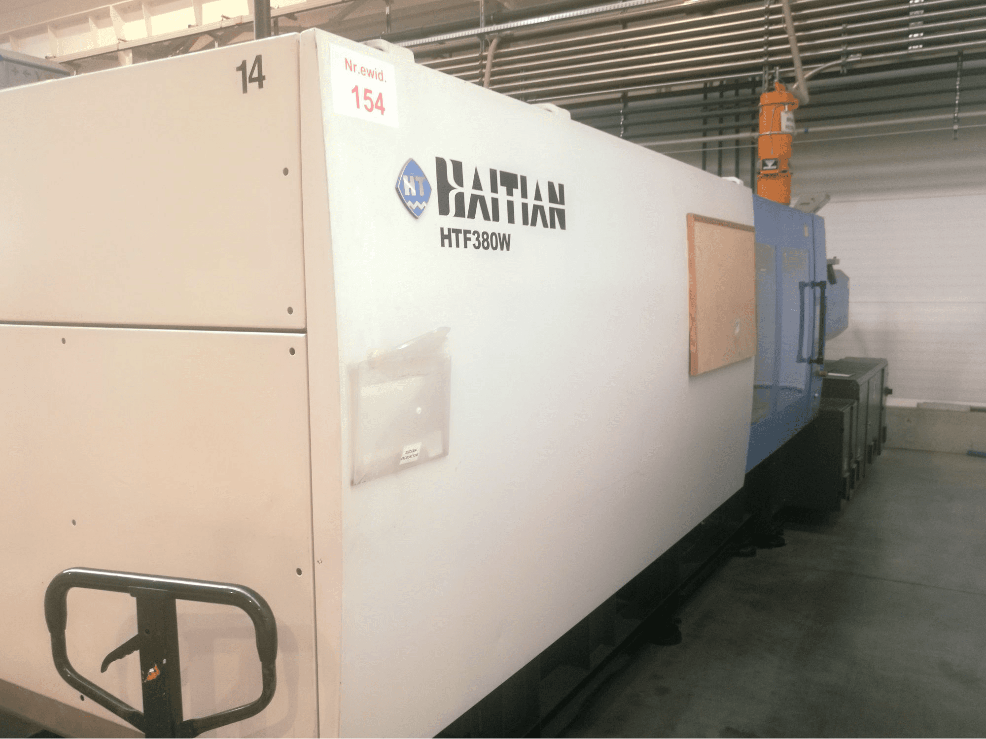 Prikaz lijeve strane stroja HAITIAN HFT 380 W