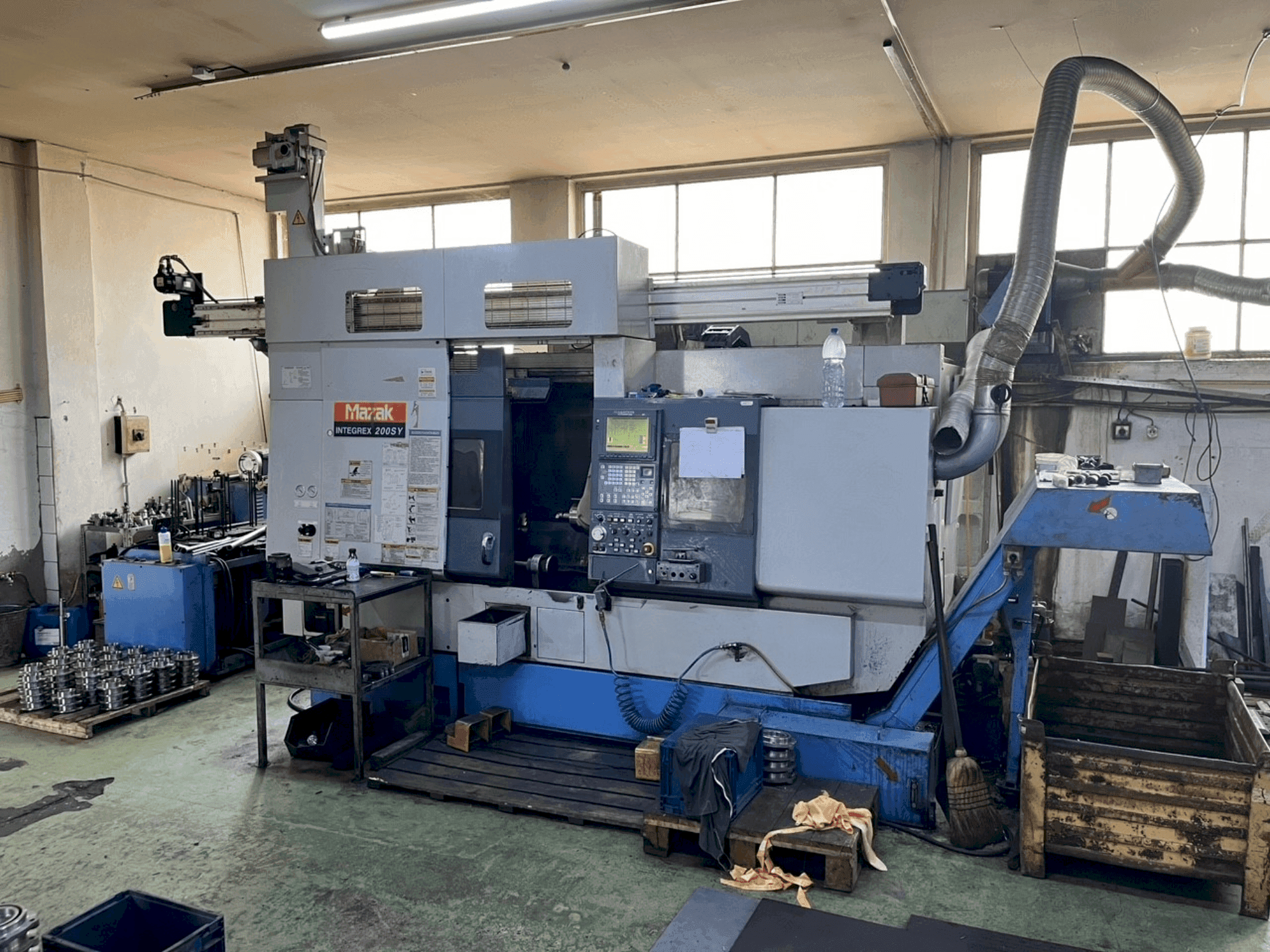 Prikaz stroja Mazak Integrex 200SY (1999) sprijeda