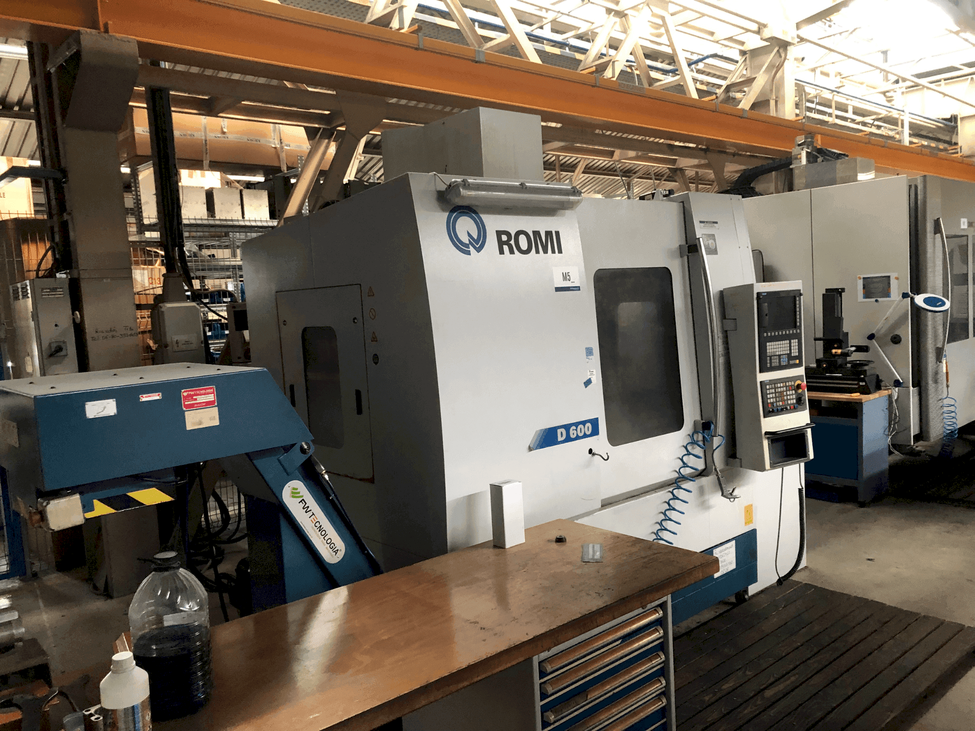 Prikaz stroja Romi D600 sprijeda