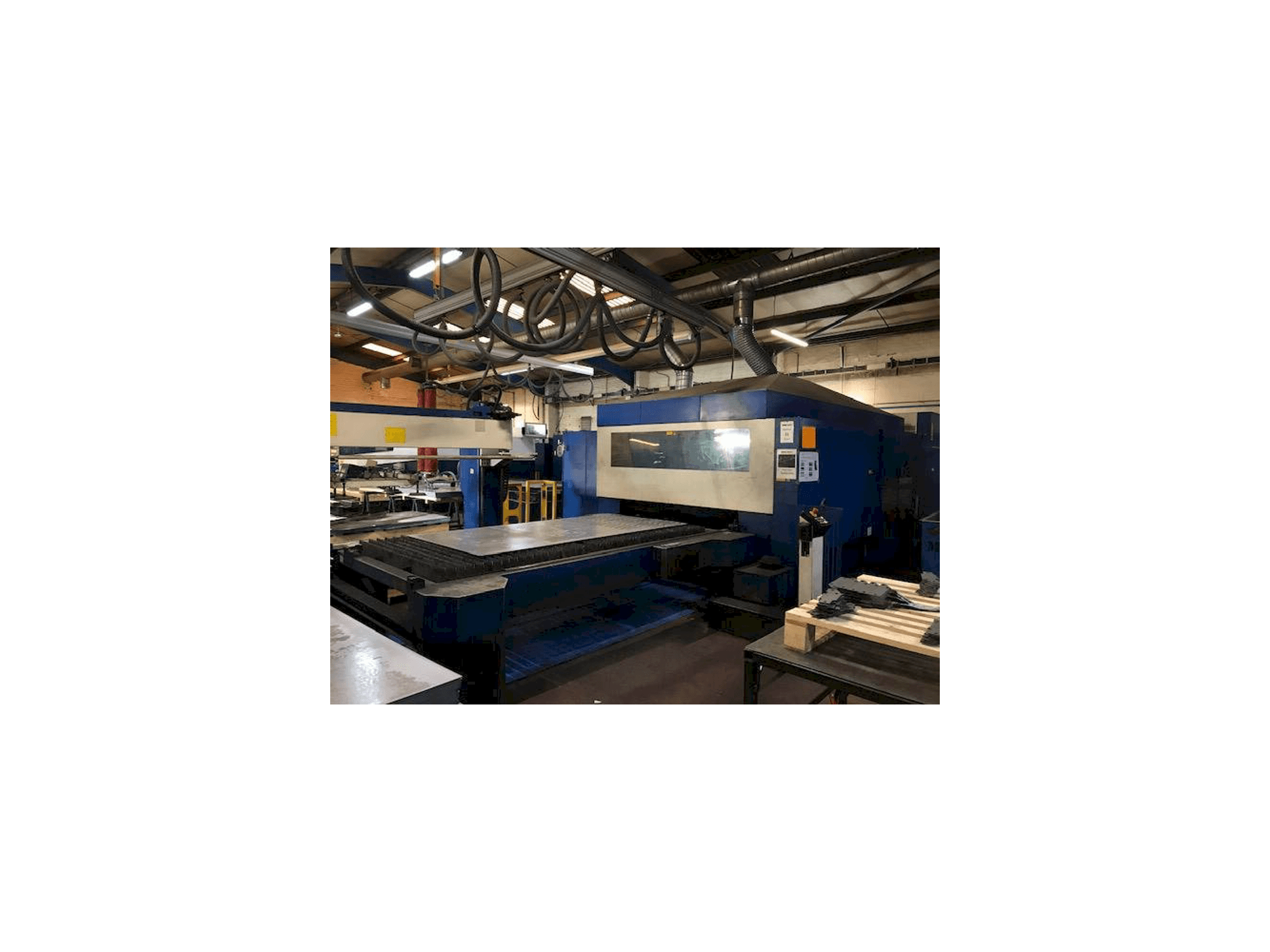 Prikaz stroja Trumpf Traumatic L 3050 sprijeda