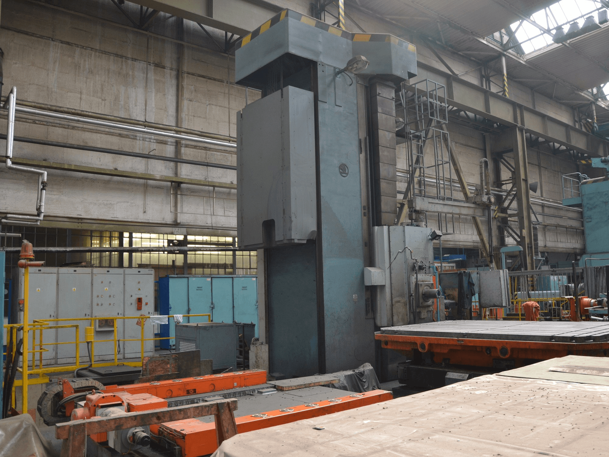 Prikaz lijeve strane stroja SKODA W 180NC