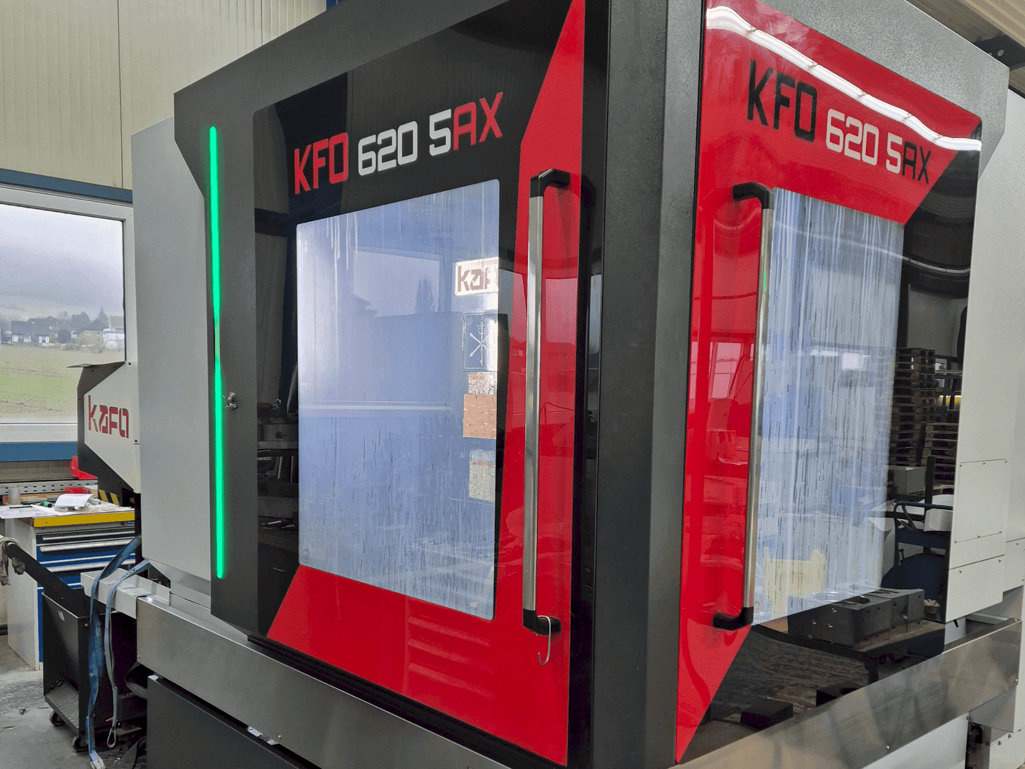 Prikaz stroja KAFO KFO 620 5AX sprijeda