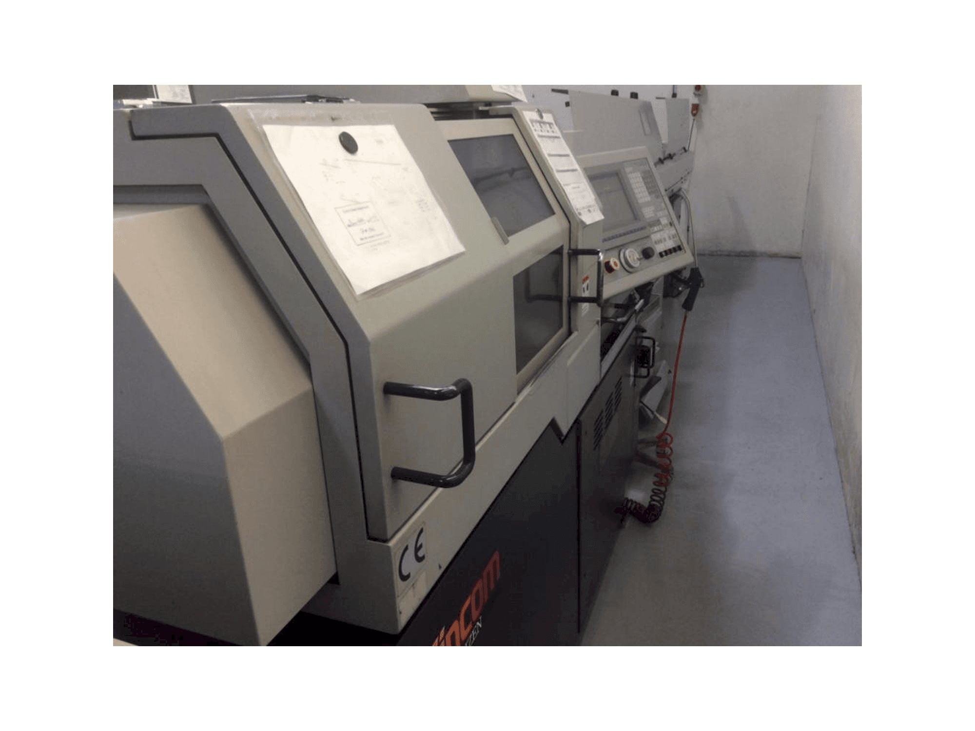 Prikaz lijeve strane stroja Citizen L20