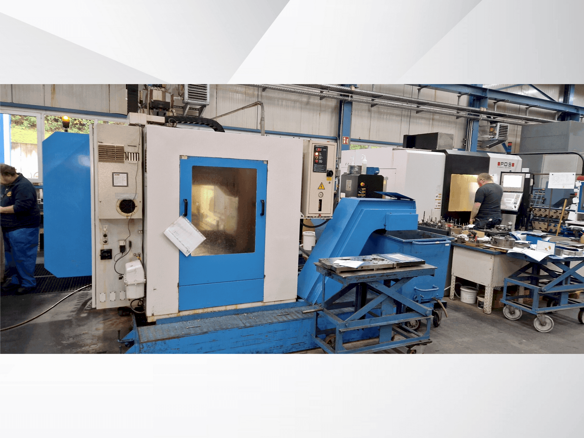 Prikaz stroja KONDIA HM-2010 sprijeda