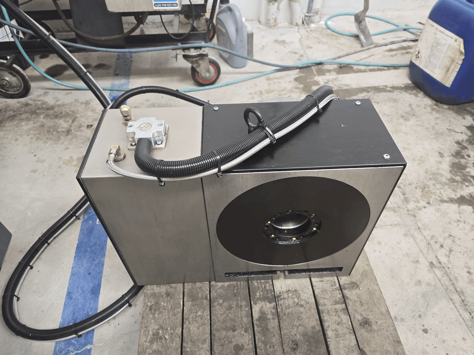 Prikaz stroja HAAS HRT310 sprijeda