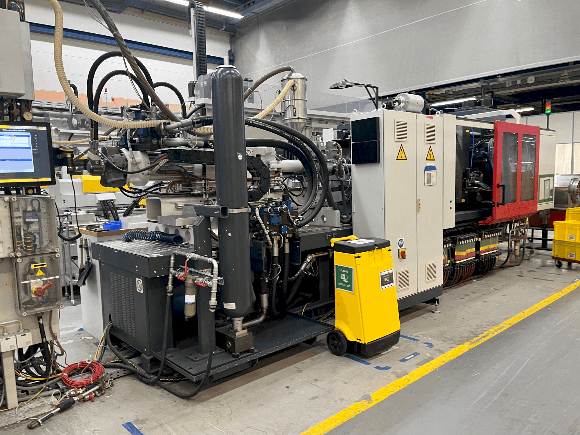 Prikaz stroja FERROMATIK K-TEC 200 S sprijeda