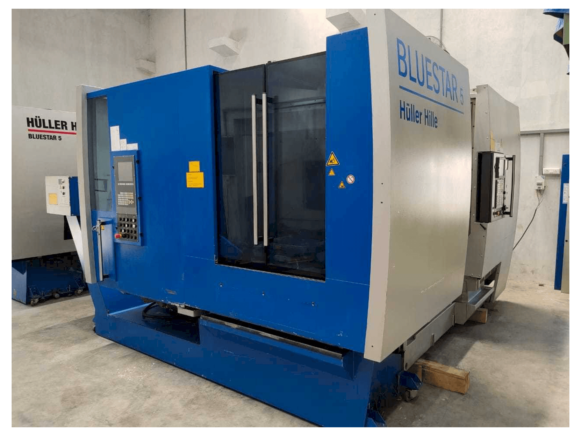 Prikaz stroja Hueller Hille Bluestar 5 sprijeda