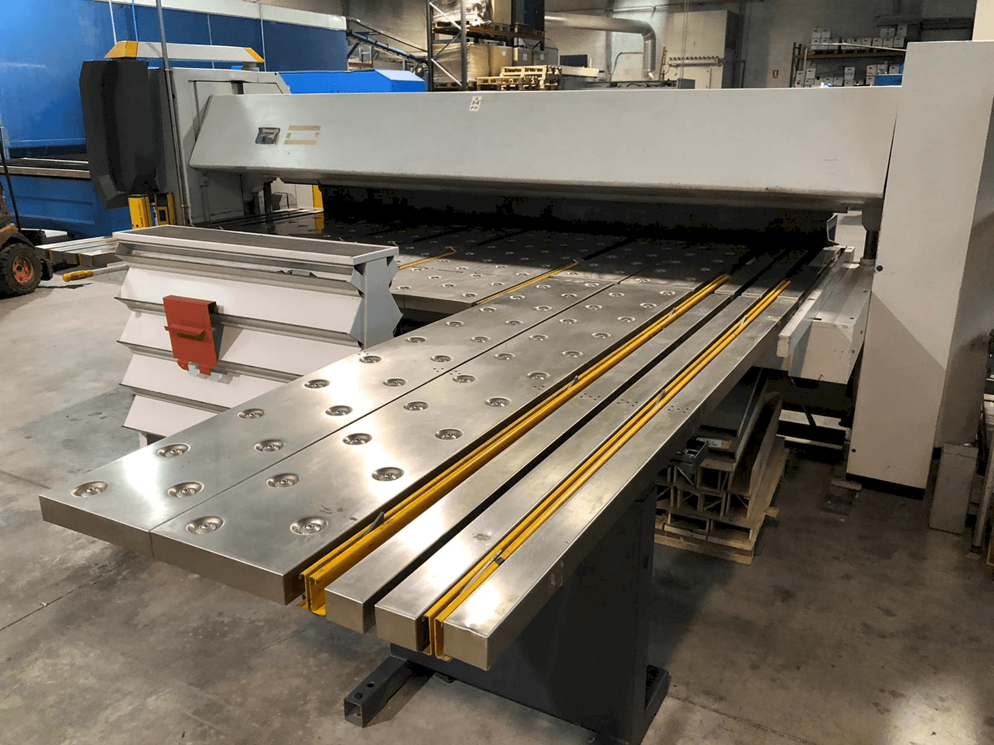 Prikaz stroja RAS Flexibend 73.30 sprijeda